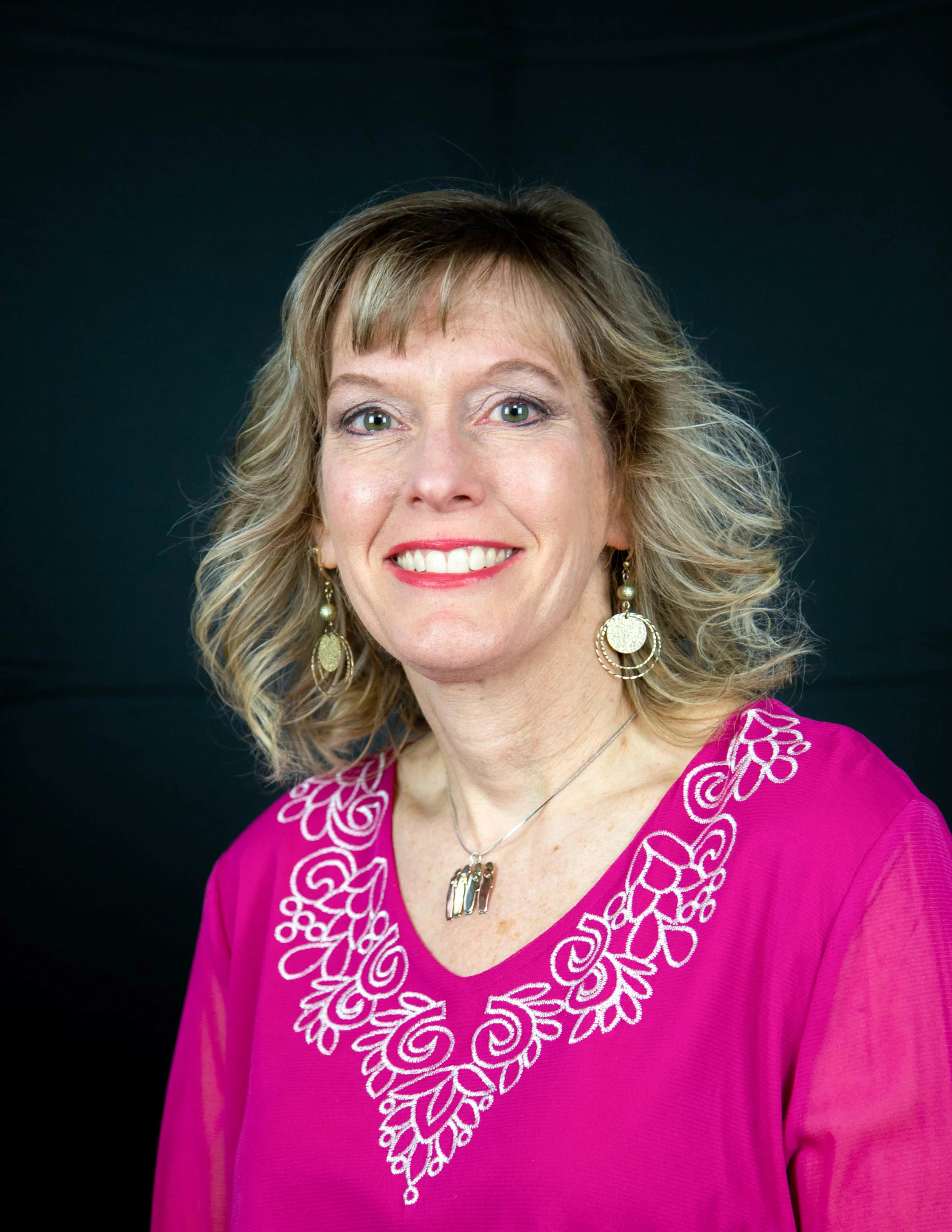Jennifer Beitz, Baritone Jennifer joined Cincinnati Sound Chorus in 2015 and Cincy Noteables Quartet in 2018. She sang barbershop harmony at Mercy High School. She is also involved on the board with CSC and coordinates Young Women in Harmony, a one day festival for high school students to teach them the barbershop style of singing. Jennifer is a nurse practitioner at Cincinnati Children’s Hospital and has 5 children and 3 grandchildren. In her spare time, she enjoys running, crocheting, and reading.