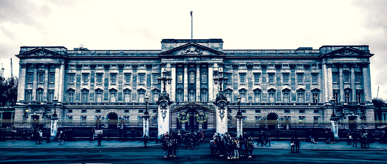buckingham palace.jpg