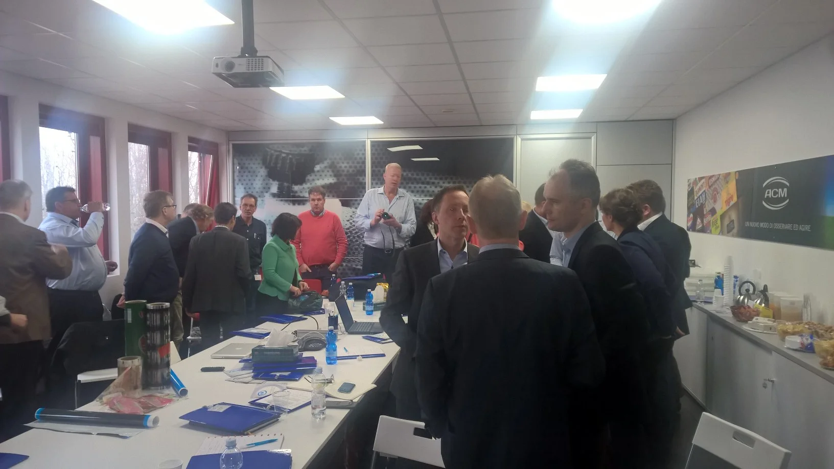 Visitors to ACM Plastics hear first-hand the success achieved with AMS, Flint, and LED UV in Low-Migration food packaging.