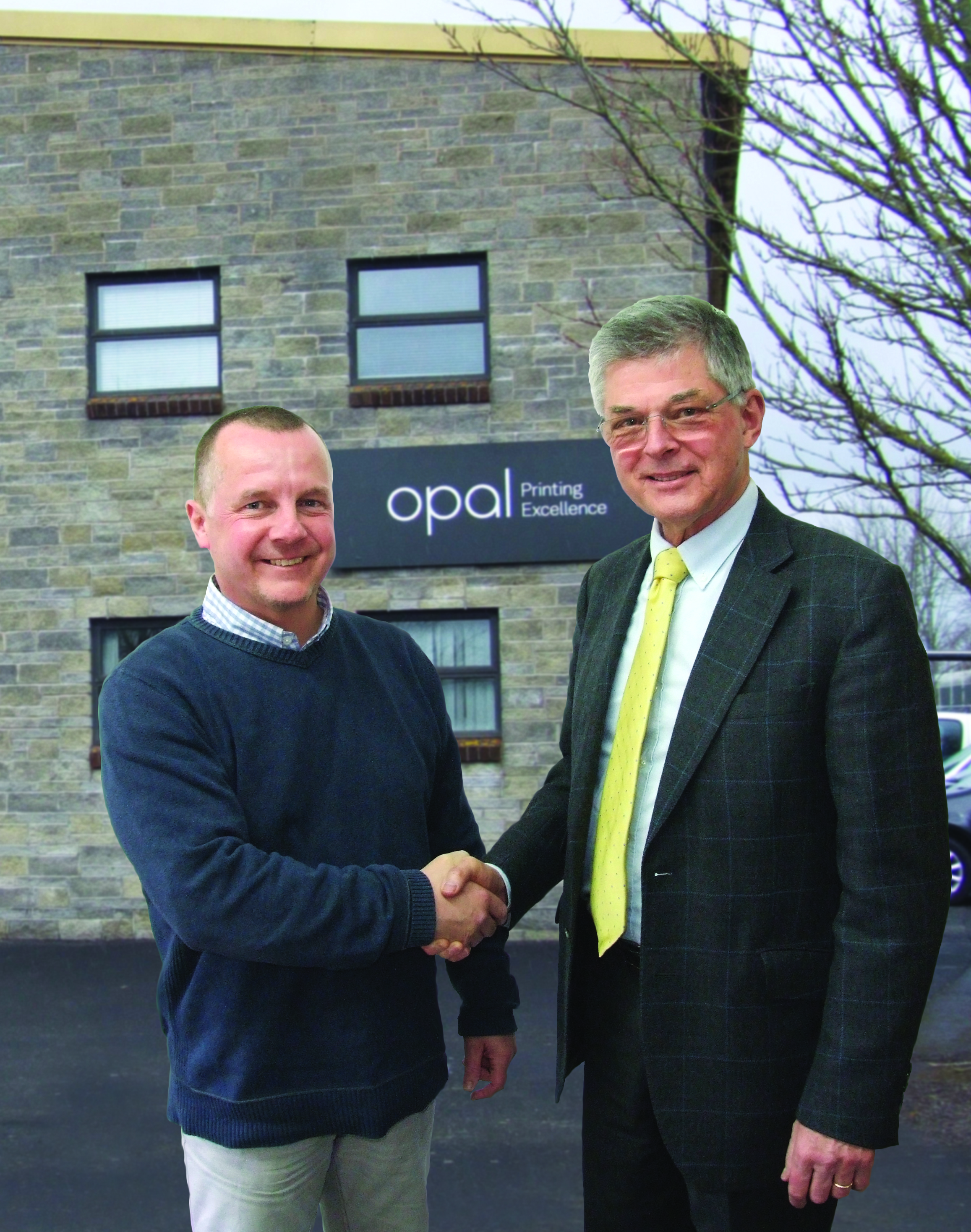 Keith Lunt (Opal Print MD) with Claus Nielsen (AMS UK).