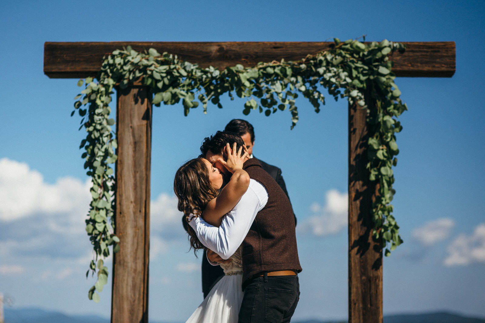 Portland Seattle North Carolina Overlook Barn destination wedding photographer0068.JPG