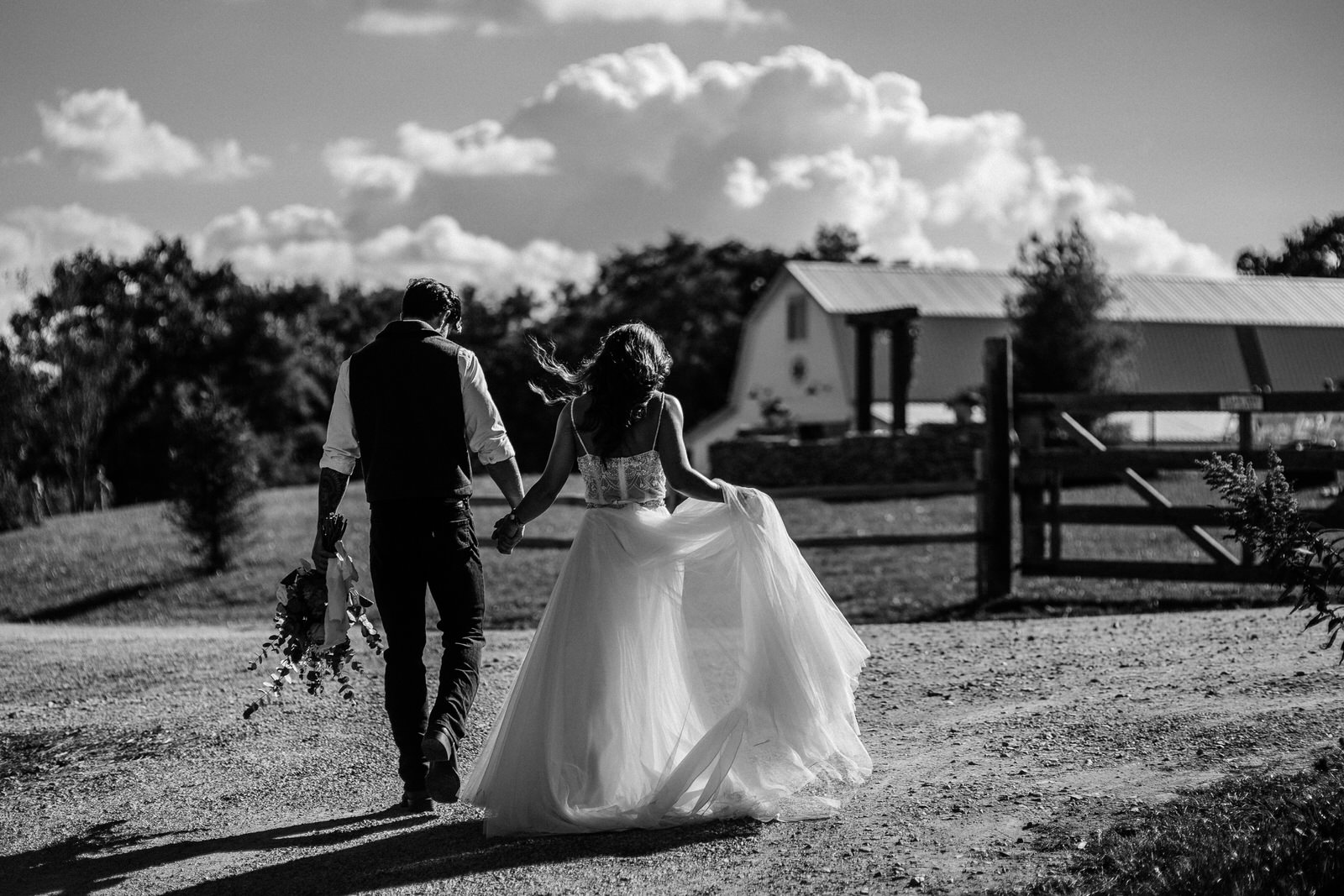 Portland Seattle North Carolina Overlook Barn destination wedding photographer0093.JPG