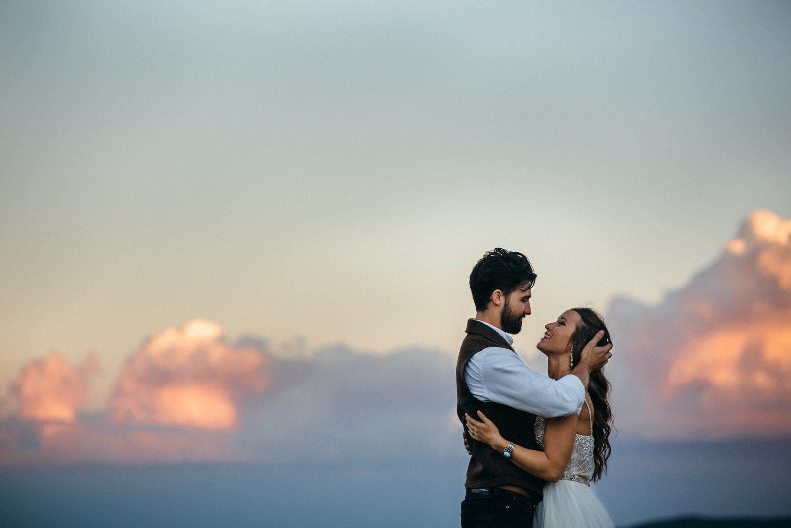 Portland Seattle North Carolina Overlook Barn destination wedding photographer0149.JPG