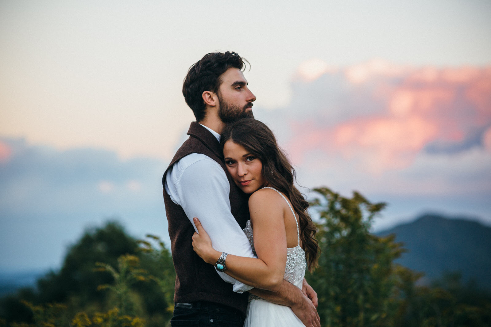 Portland Seattle North Carolina Overlook Barn destination wedding photographer0155.JPG