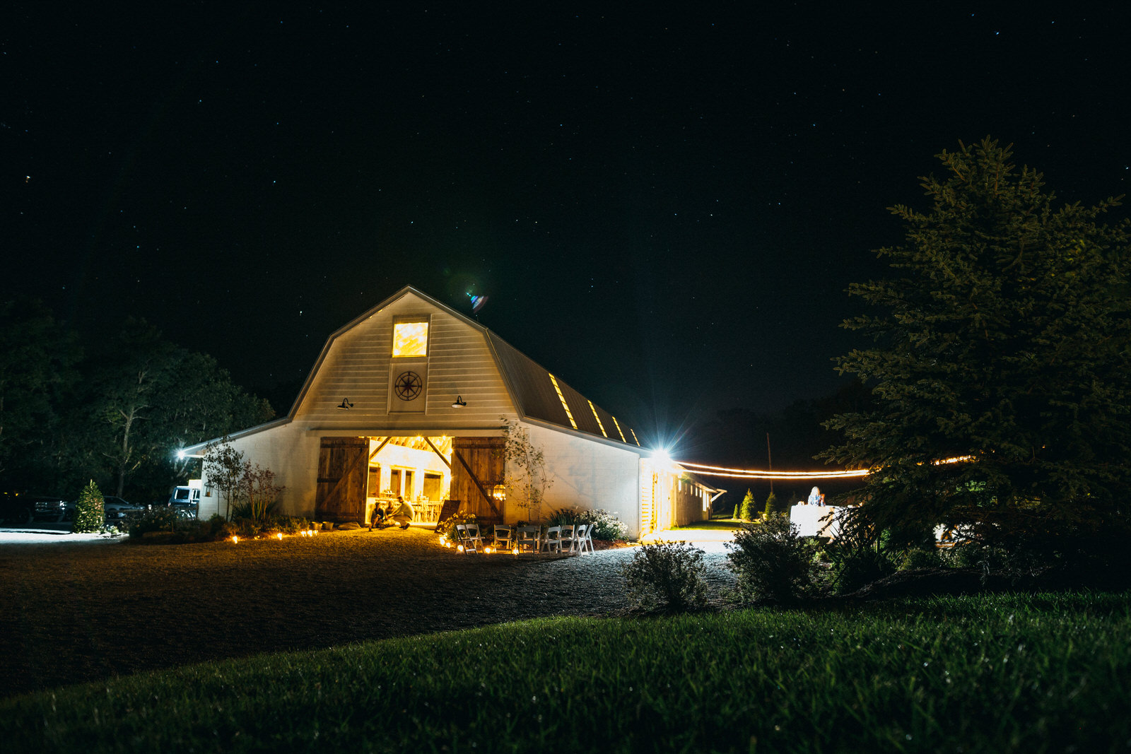 Portland Seattle North Carolina Overlook Barn destination wedding photographer0184.JPG