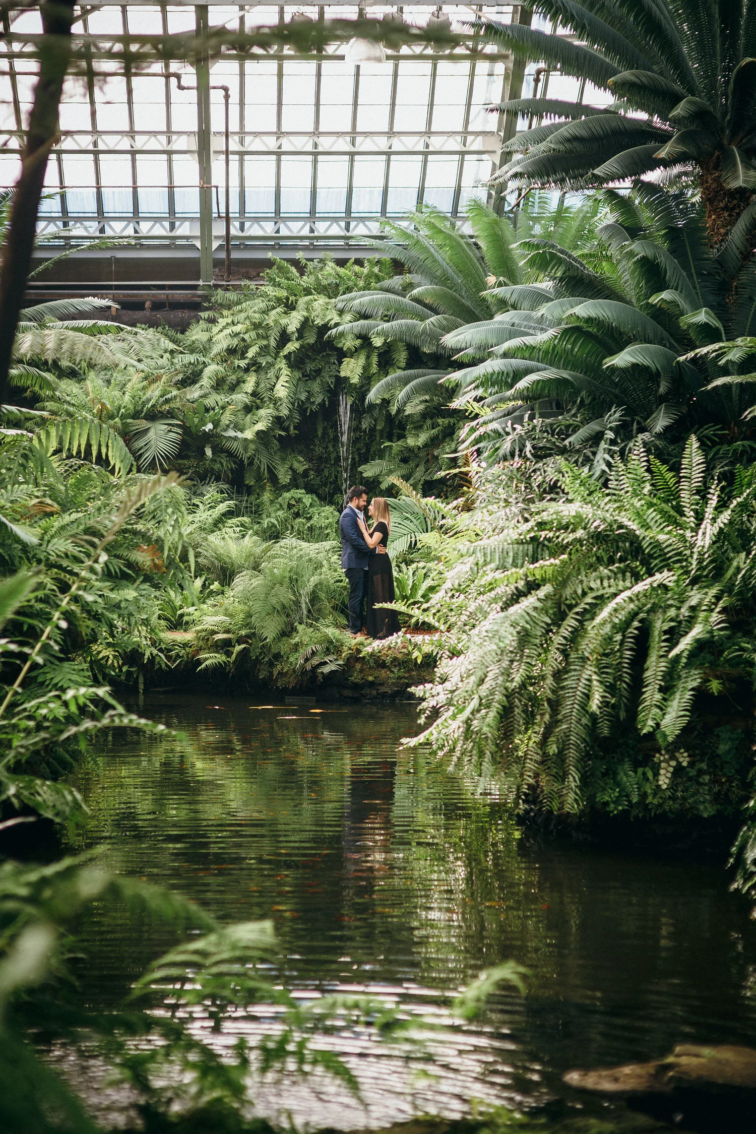 Garfield park conservatory engagement.jpg