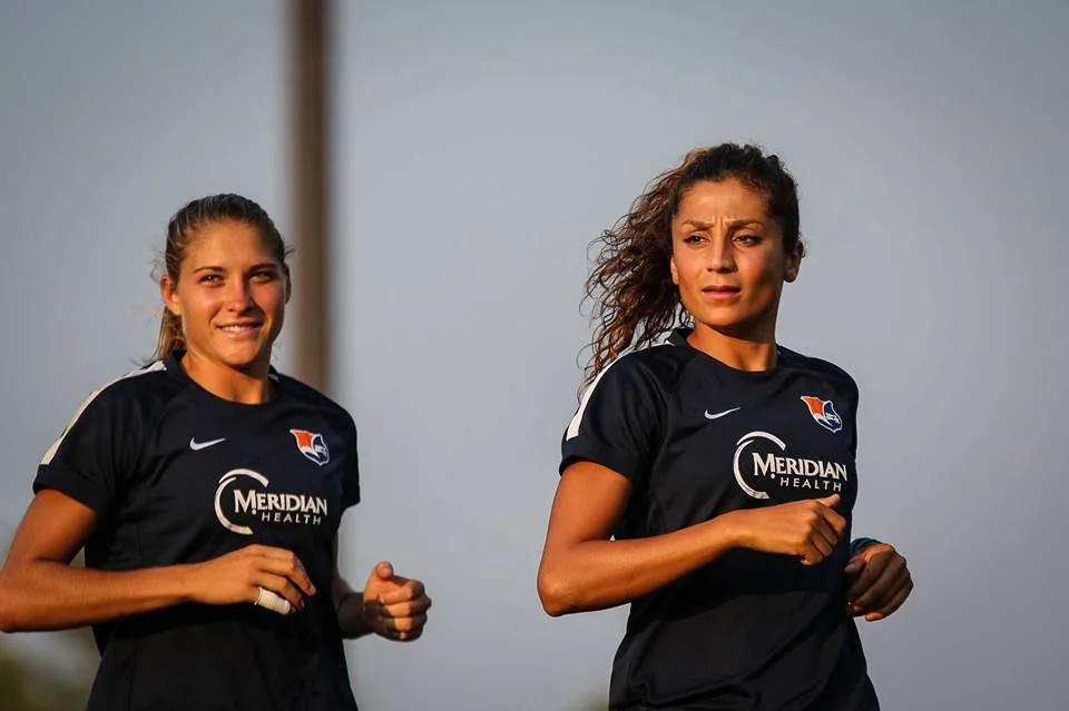 SBFCvFCKC_3.jpg