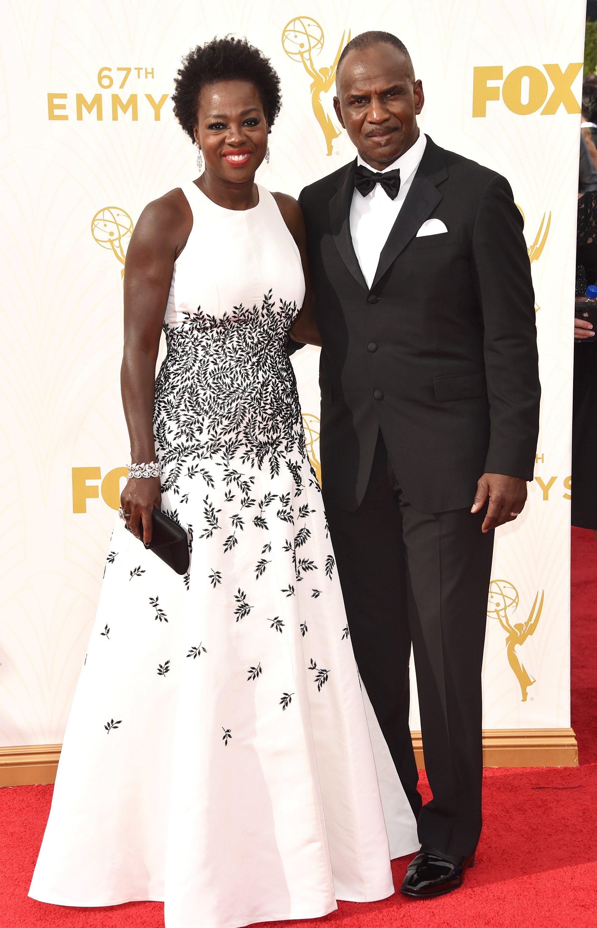 viola-davis-emmys-red-carpet-2015.jpg