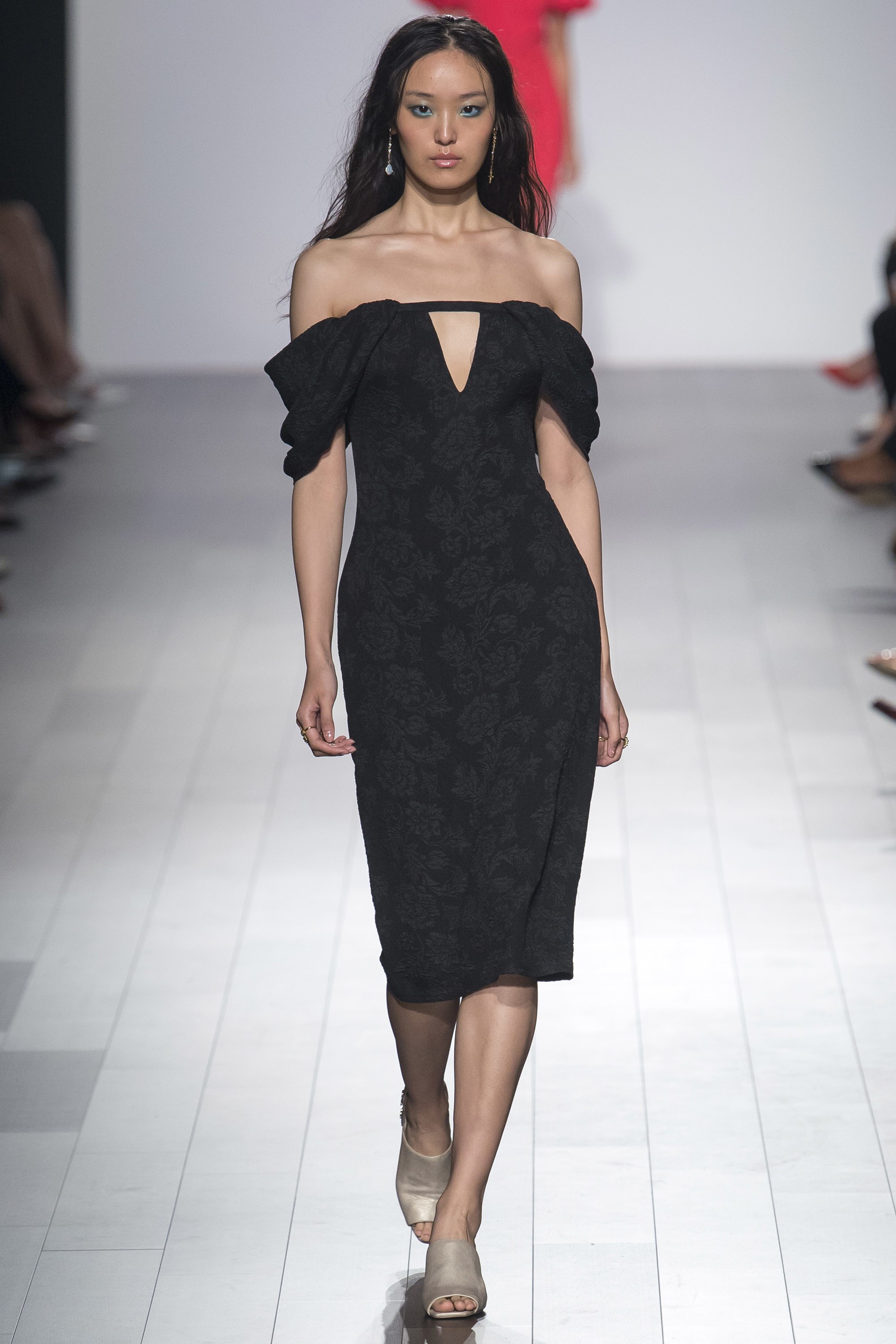 Tadashi Shoji