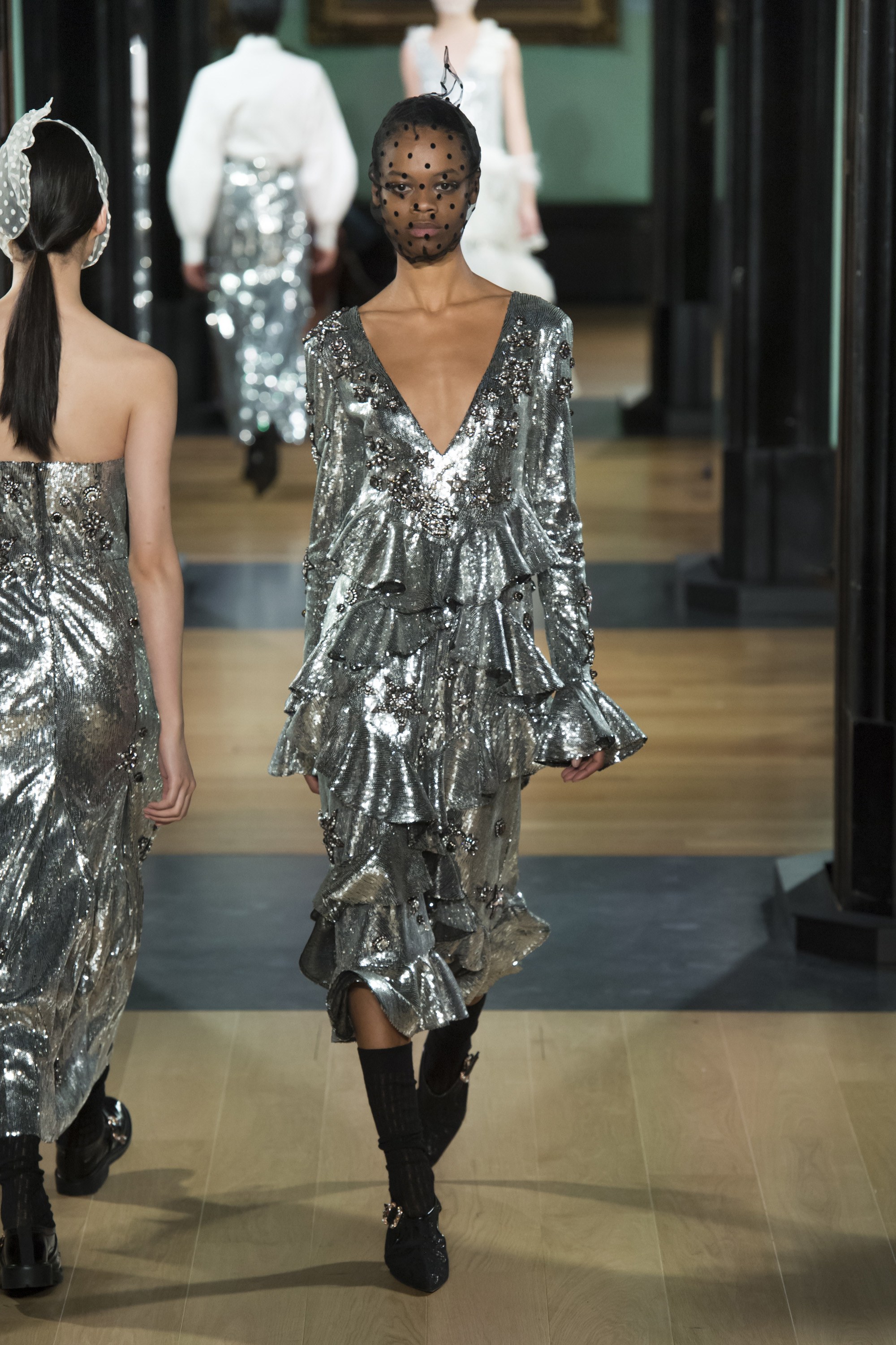LFW Sequin Trends F/W '18 — NYCSTYLIST | Wardrobe Styling + Image ...