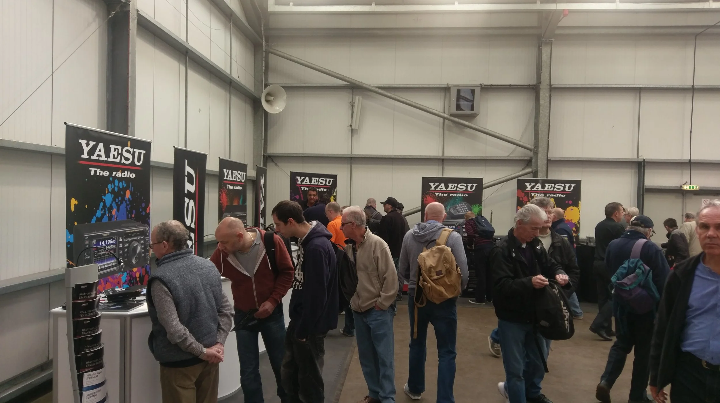 Yawsu stand at Hamfest