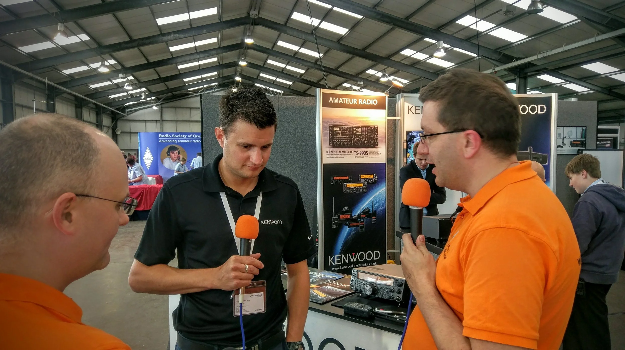 Martin Rothwell (M0SGL) interviewing Mark Haynes of Kenwood