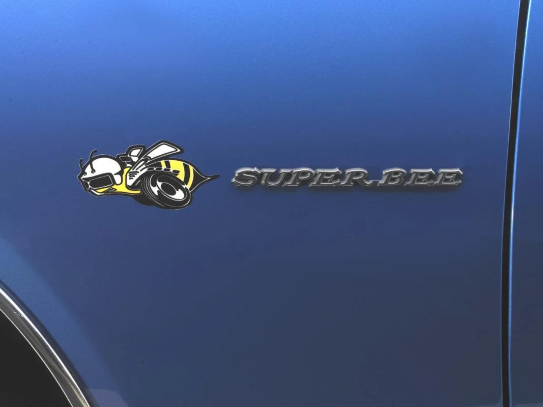 blue super bee _super bee_.jpg