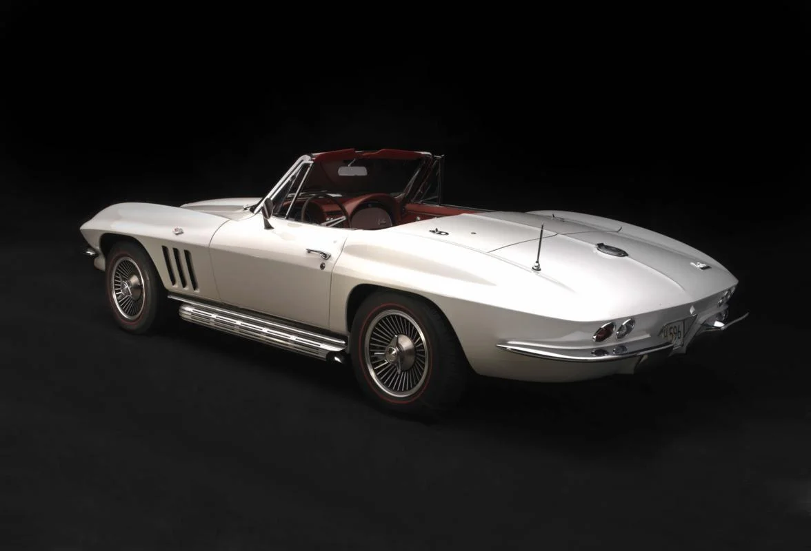 66 corvette rear 3-4.jpg