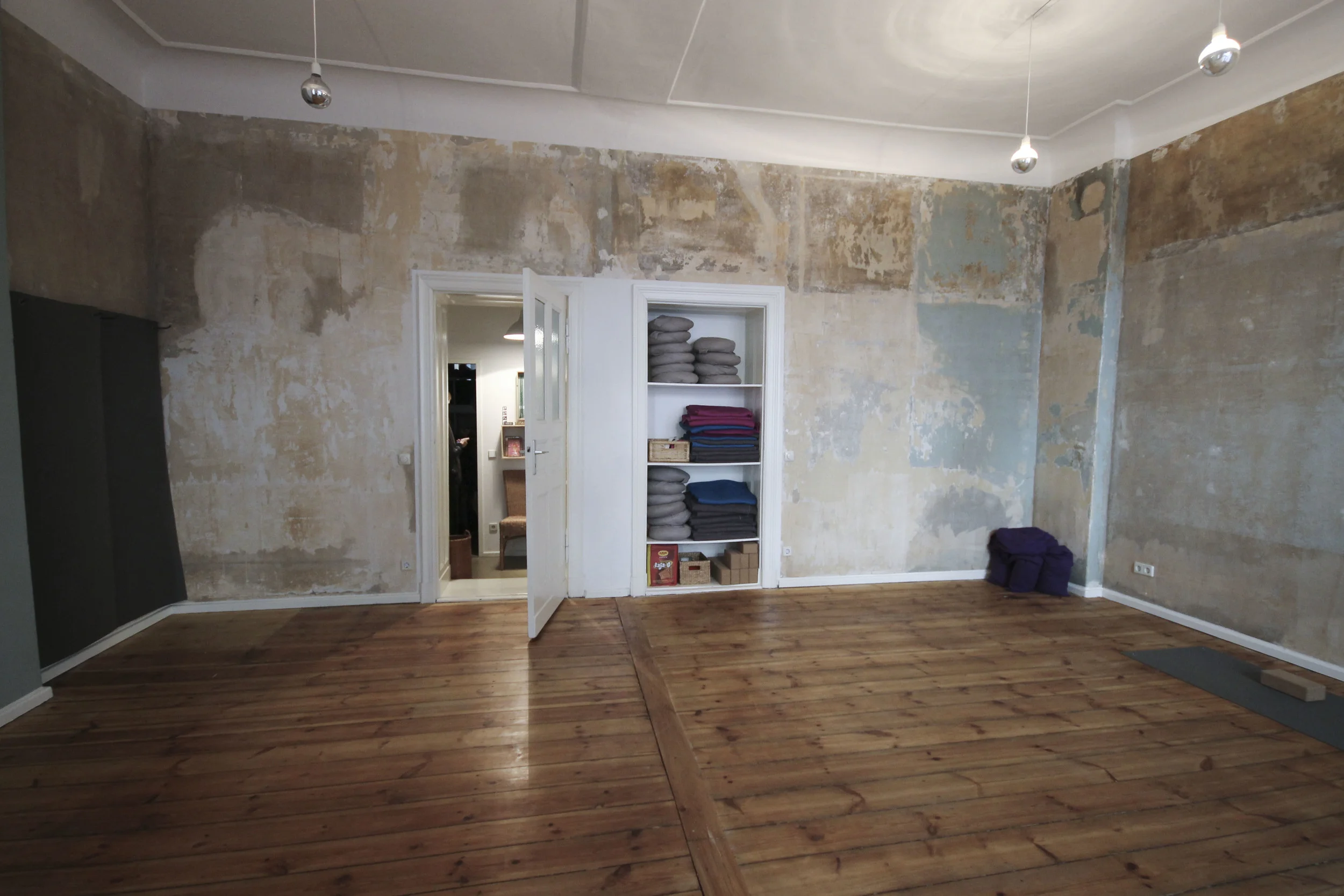 yogatonic yogibar yogastudio berlin friedrichshain96.jpg