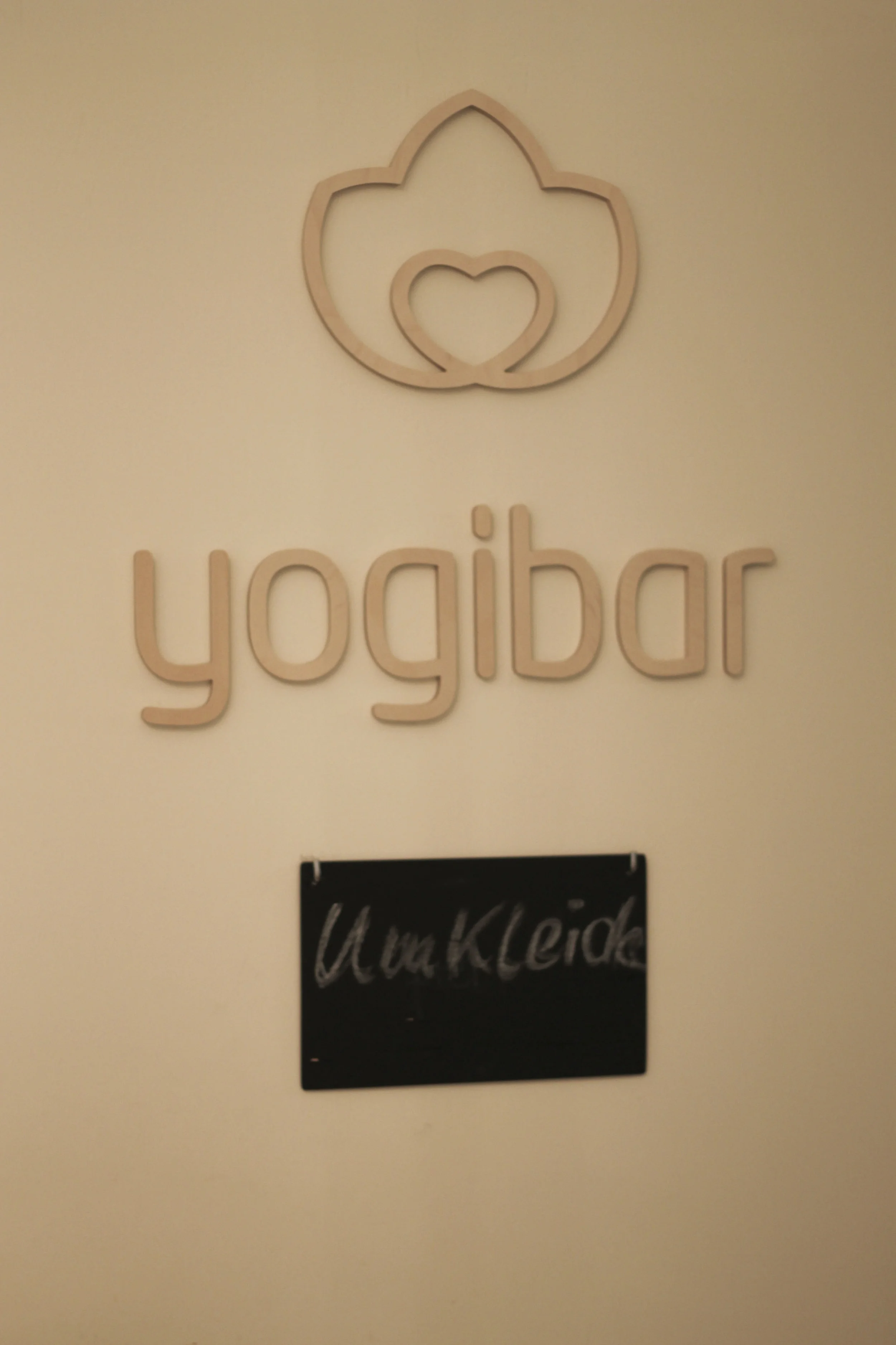 yogatonic yogibar yogastudio berlin friedrichshain97.jpg