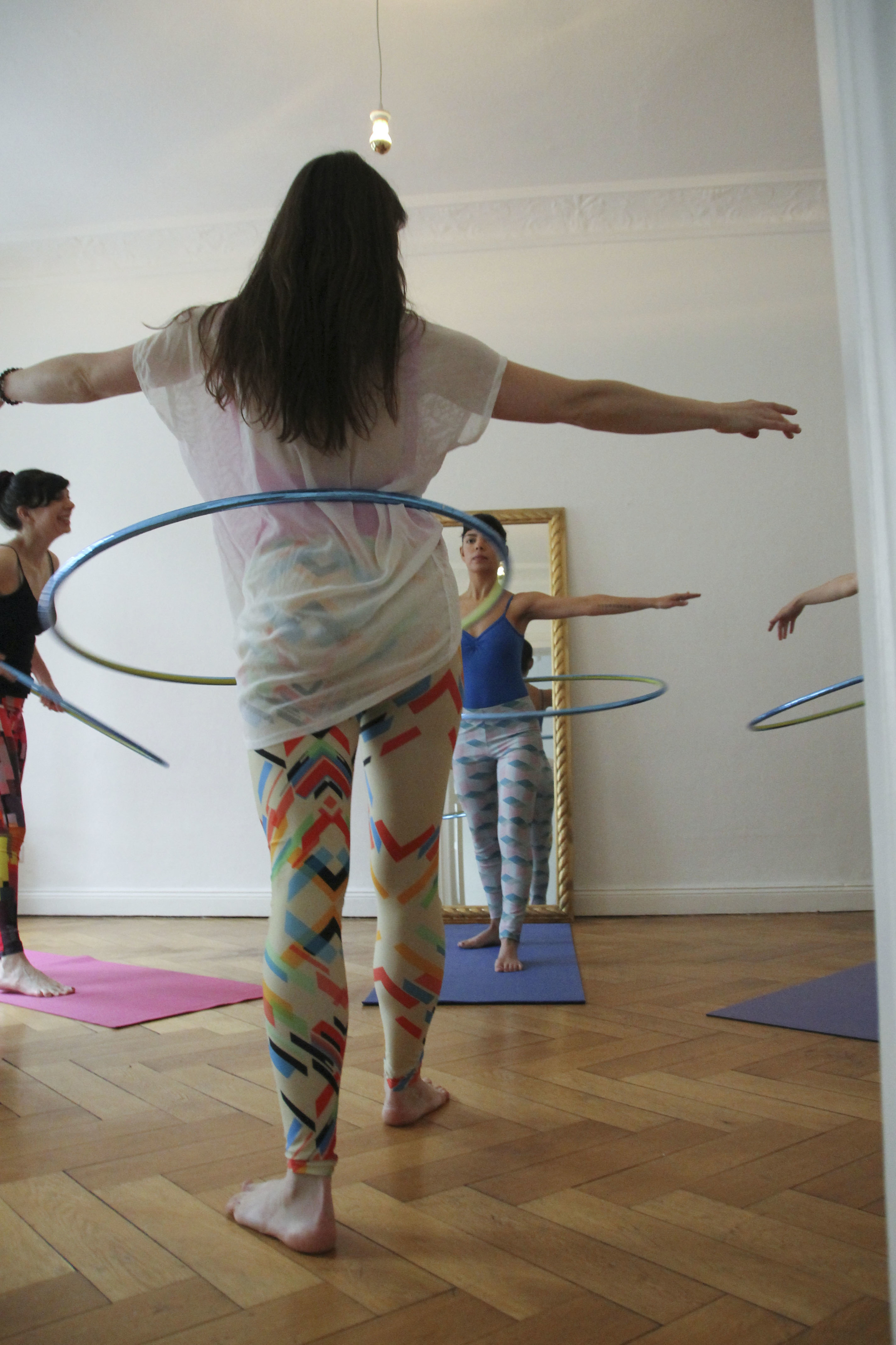 hoop yoga rebecca halls berlin1256.jpg