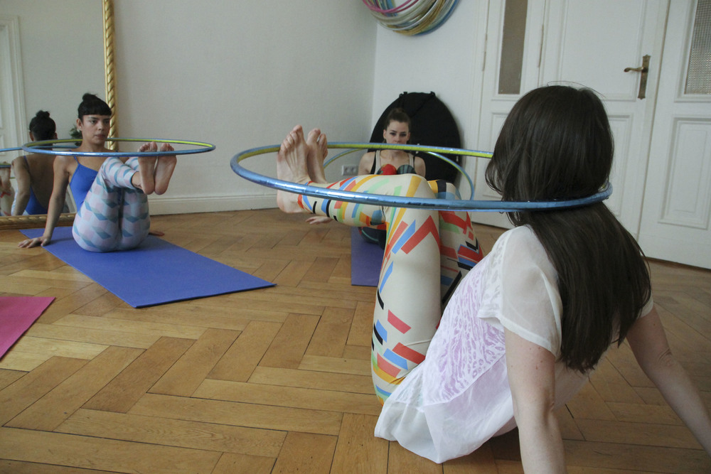 hoop yoga rebecca halls berlin1294.jpg