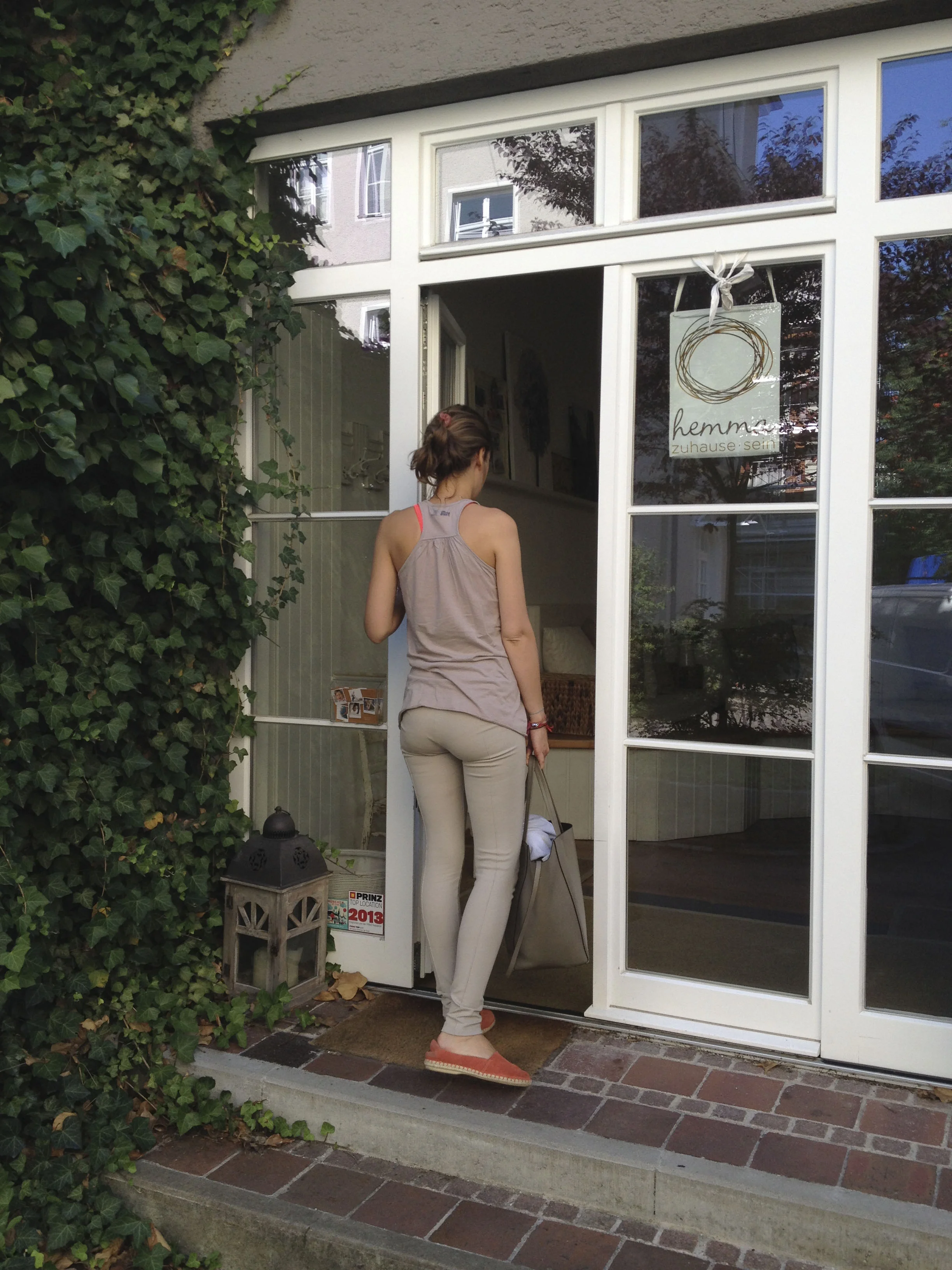 Hemma Yoga Studio München Neuhausen Maillingerstrasse 1921.jpg