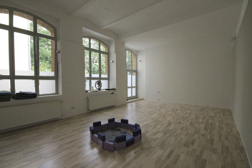 yogatribe yogastudio berlin mitte anusara1970.jpg