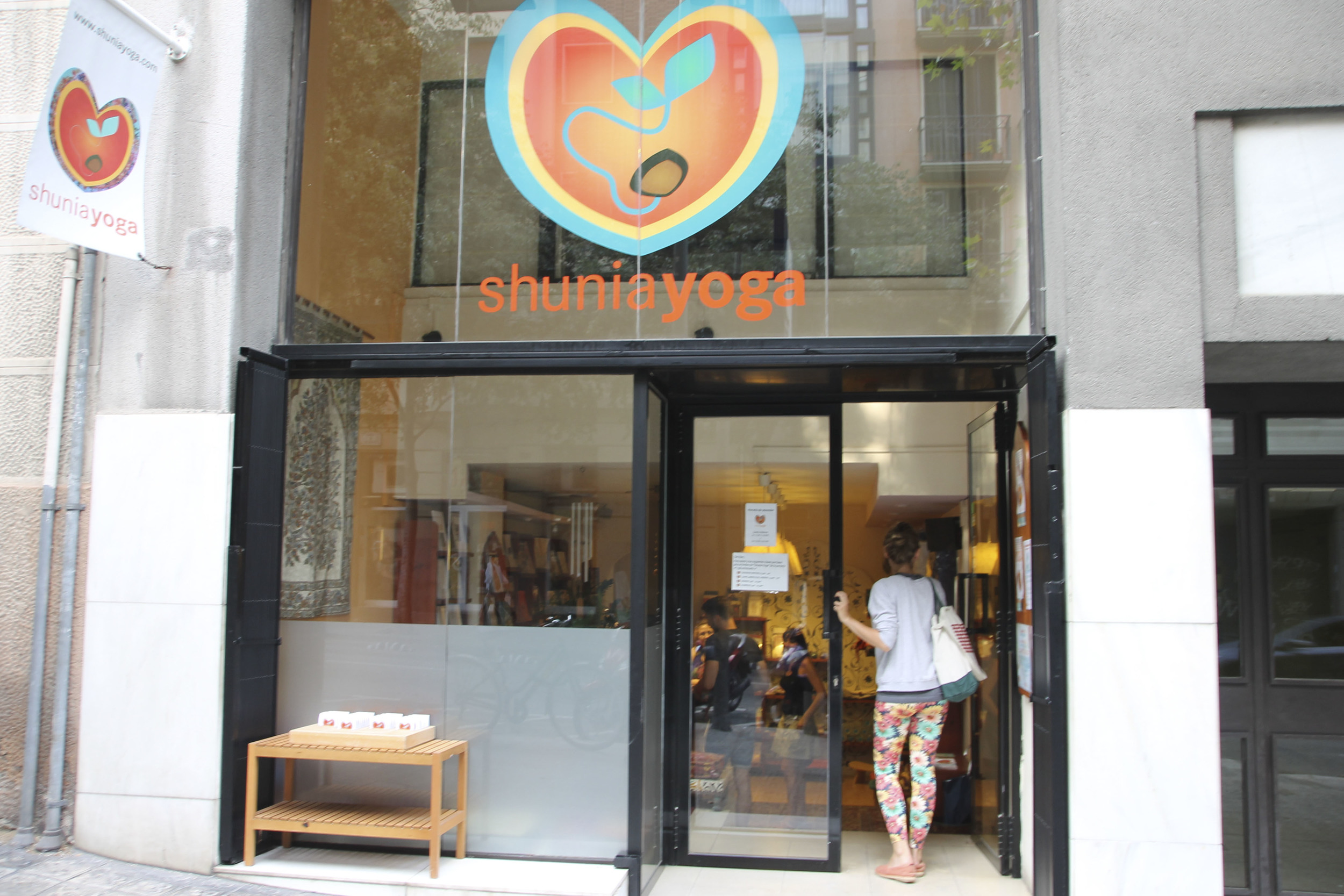 shuniayoga kundalini  yoga studio barcelona2076.jpg