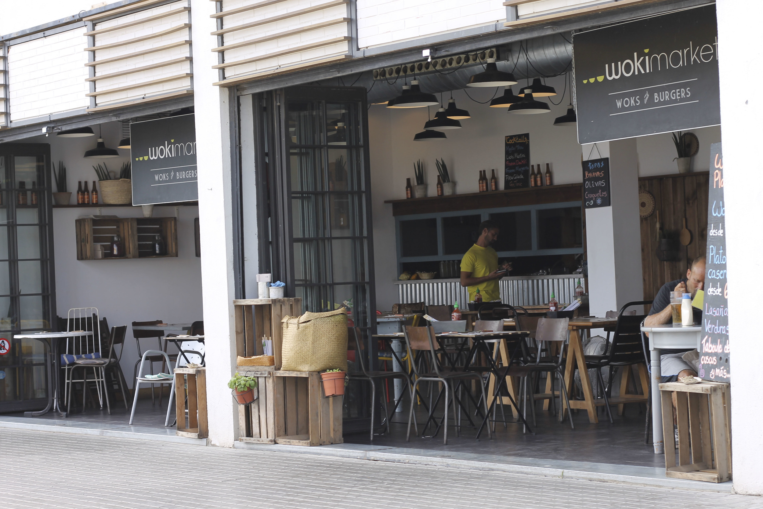 woki market vegan vegetarian restaurant barcelona2101.jpg