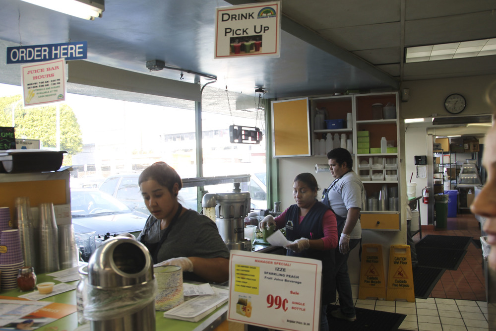 rainbow acres juice bar venice los angeles juice bar 2310.jpg