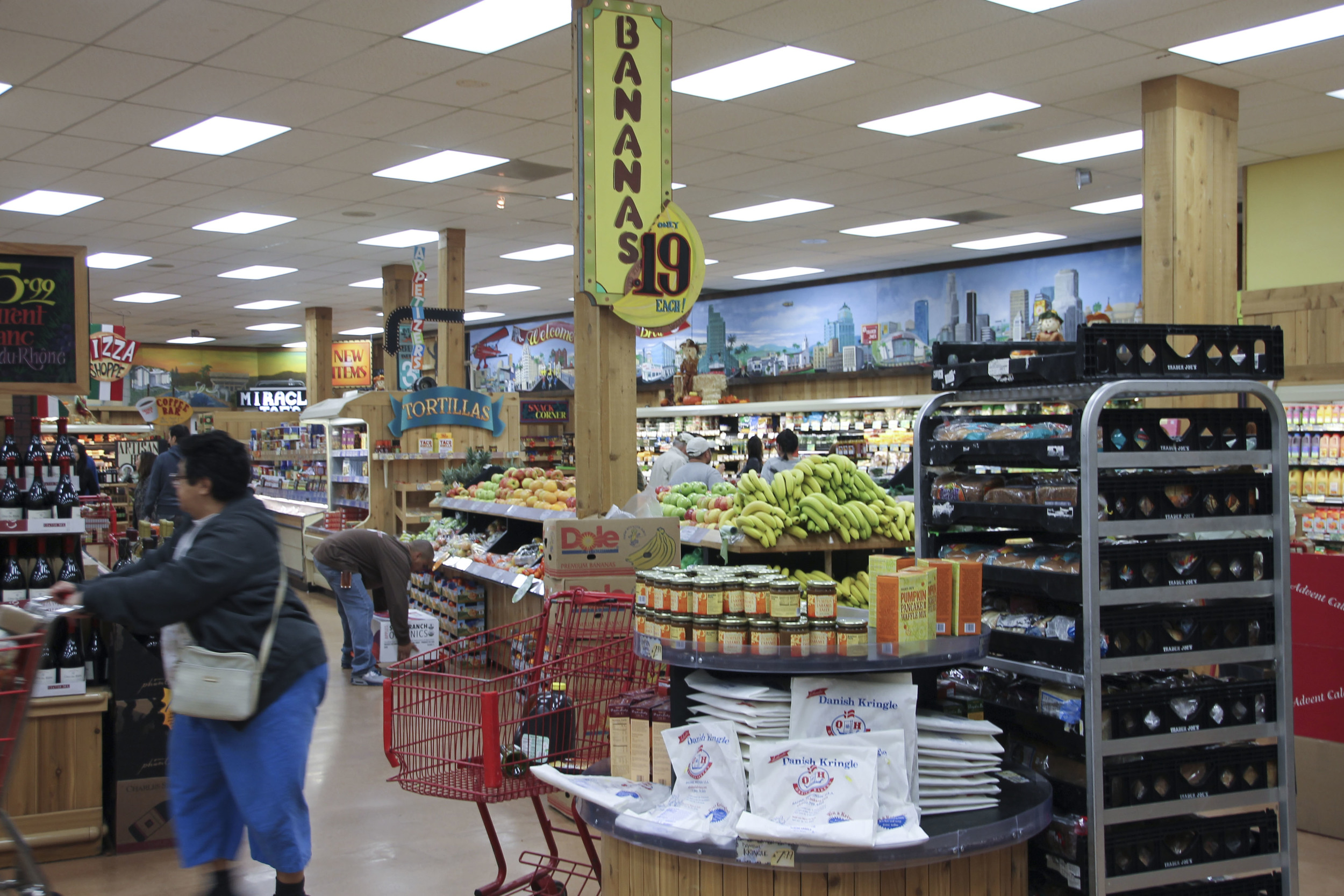 Trader Joes, Supermarket, natural, organic, los angeles, California2384.jpg
