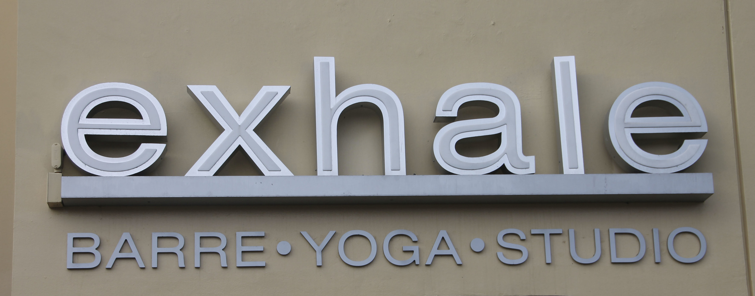 Exhale Yoga Spa Studio Venice California2486.jpg