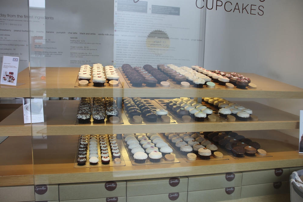 Sprinkles beverly hills muffins vegan califronia los angeles2546.jpg