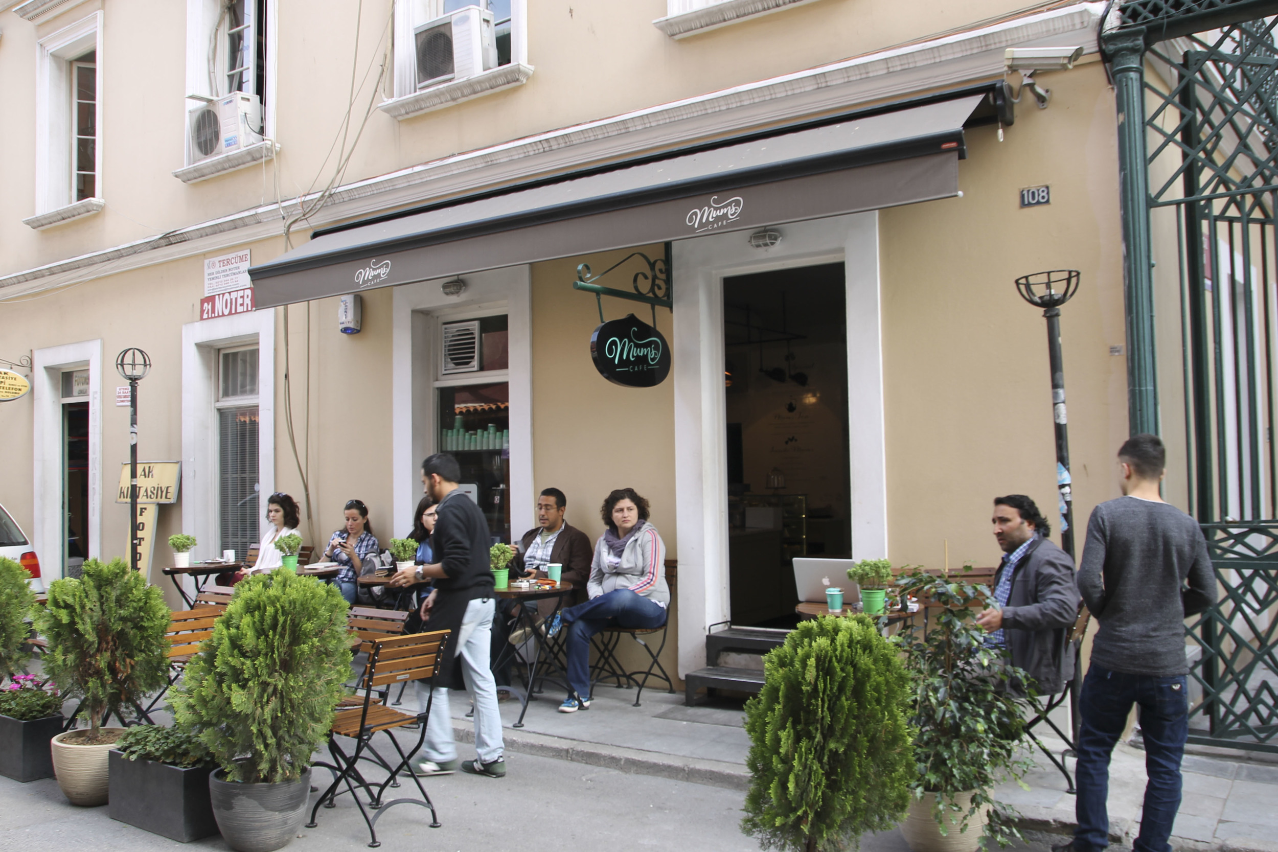 Mums, vegan vegeterian restaurant, istanbul2892.jpg