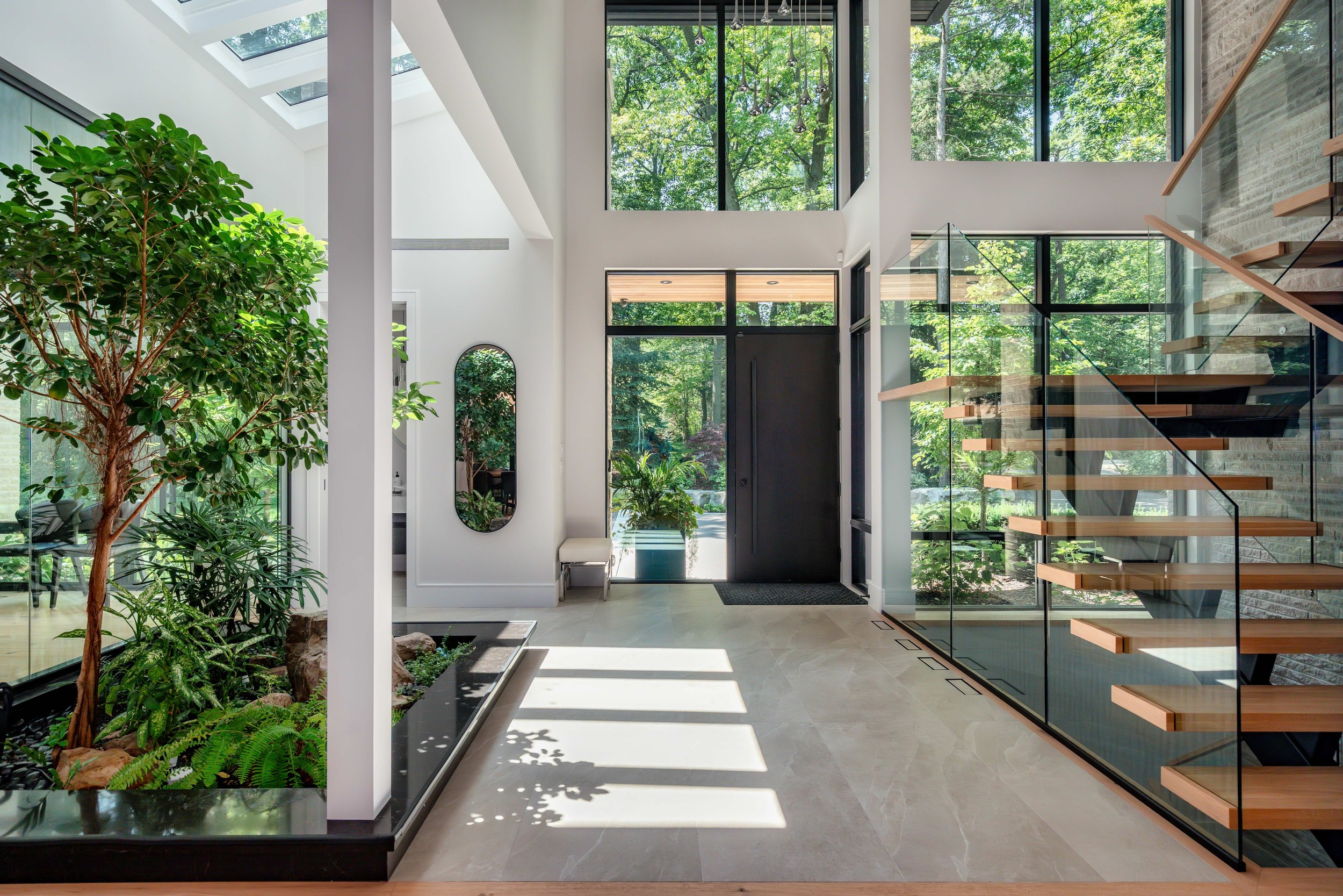 Easton Homes - 465 Whittier Crescent, Mississauga - Smaller Files - 4.jpg