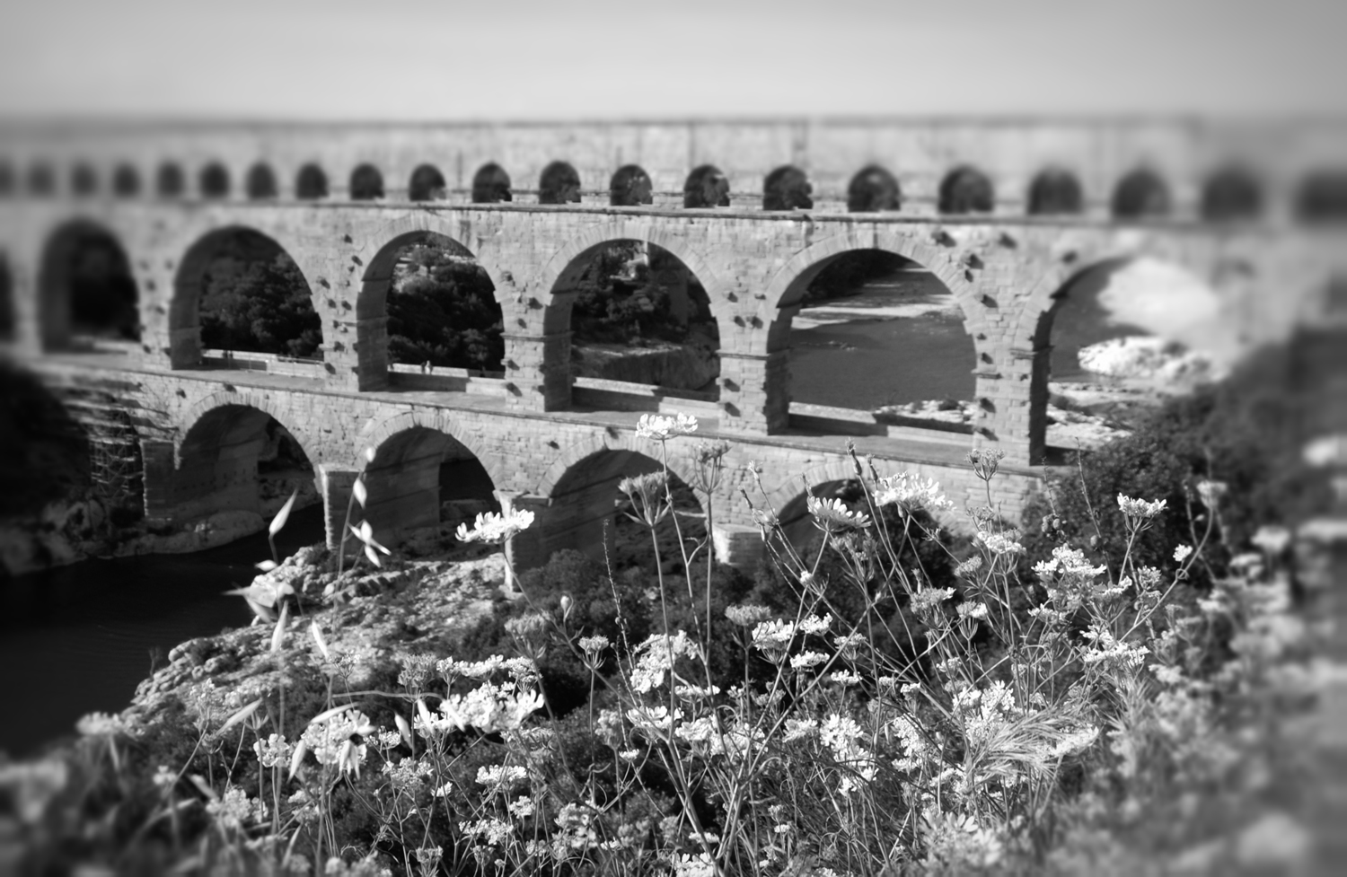 Pont Du Gard (Horizontal)