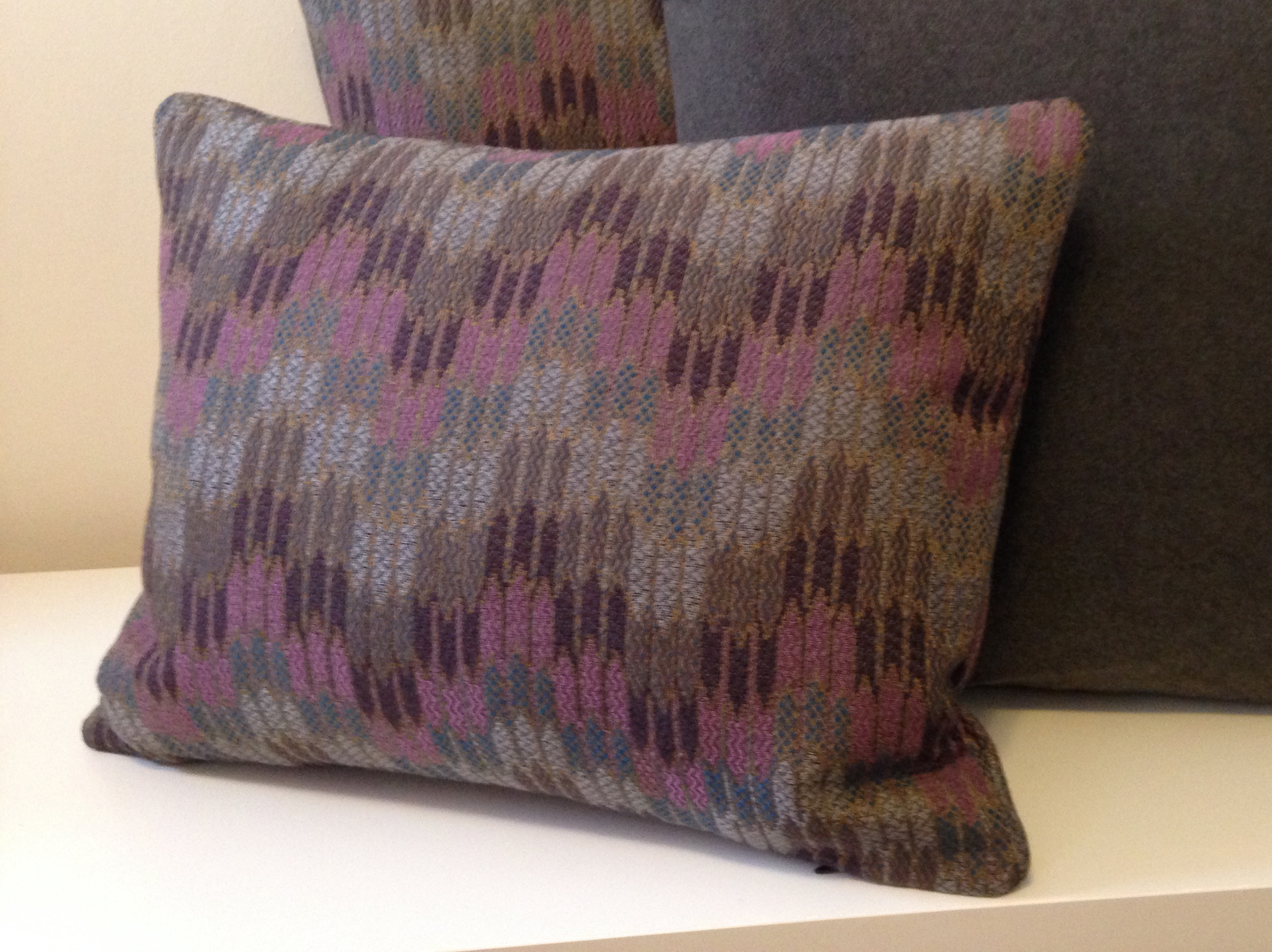 grey-pattern small.jpg