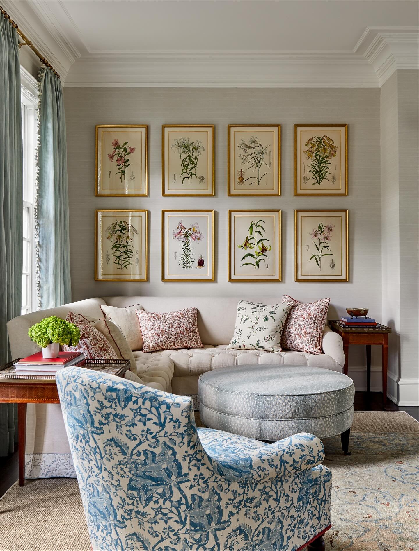 Cozy spaces for gathering whether they be formal or informal, big or small. 🩵 #tistheseason #livingroominspiration