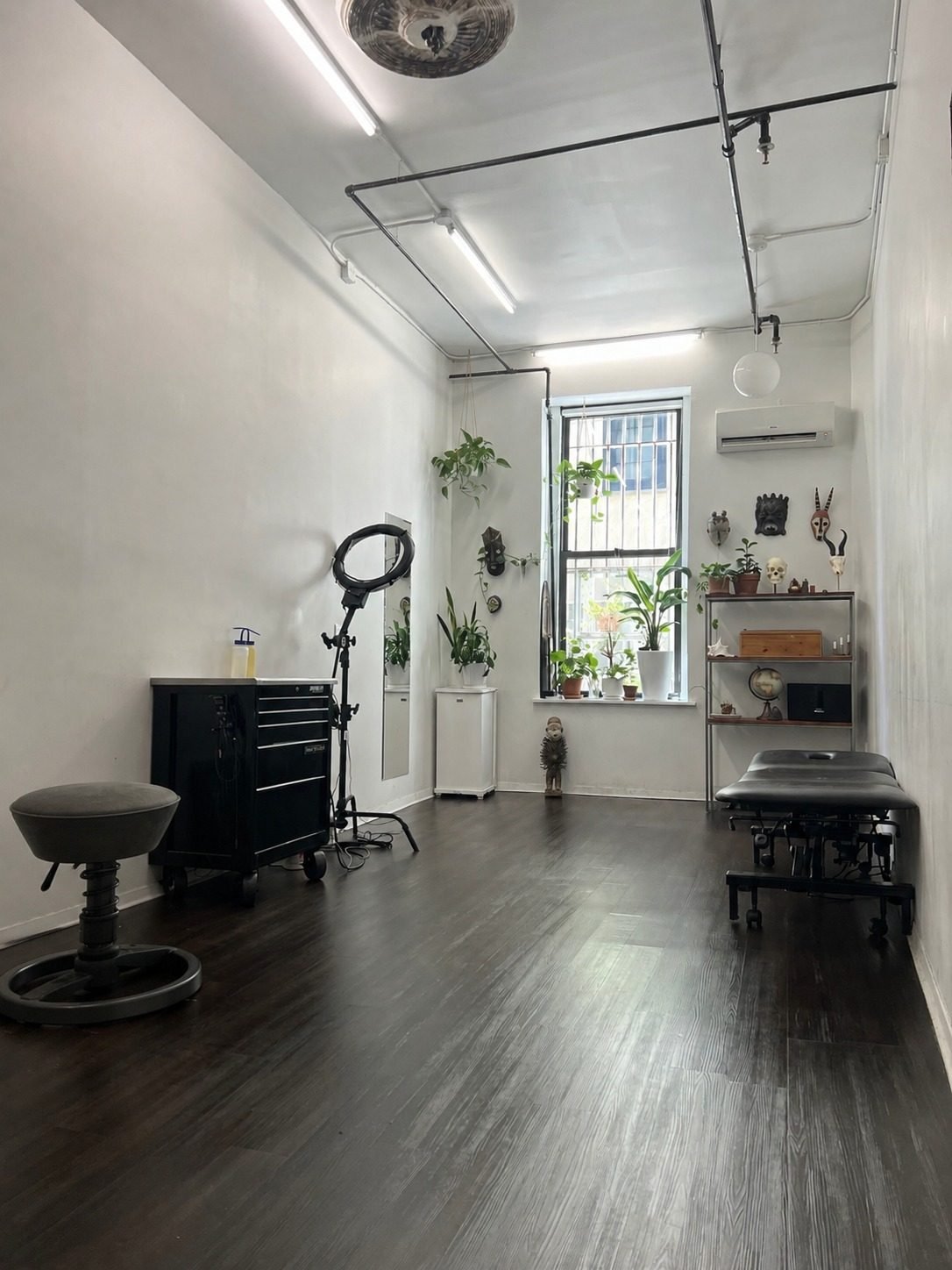 Private appointment-only tattoo studio interior in NYC for custom realism tattoos by Royal Tattoo Art.