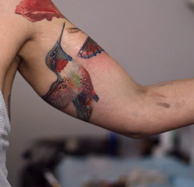 hummingbird-color-upper-arm-tattoo-nyc.jpg