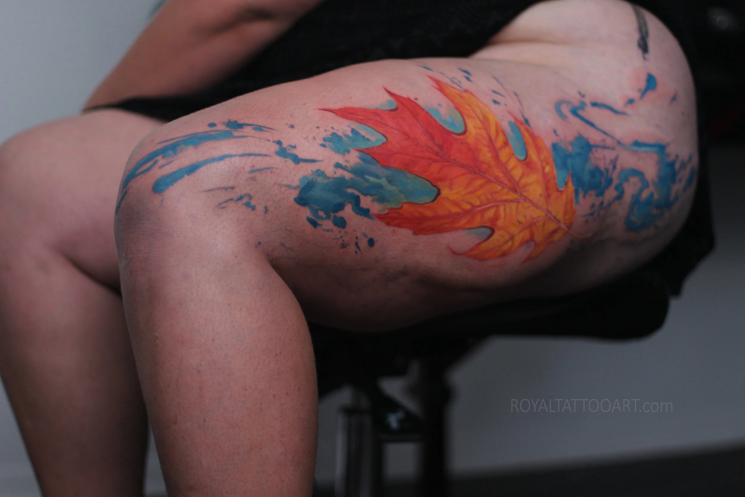 154-oak-leaf-tattoo-water-color-realistic-golden-yellow-orange-nyc-tattoo.jpg