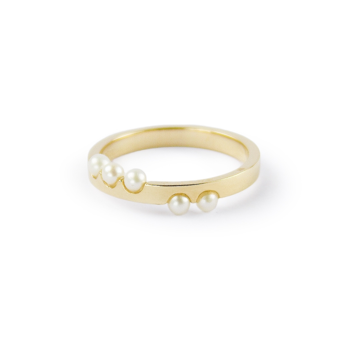 pearl ring1.jpg