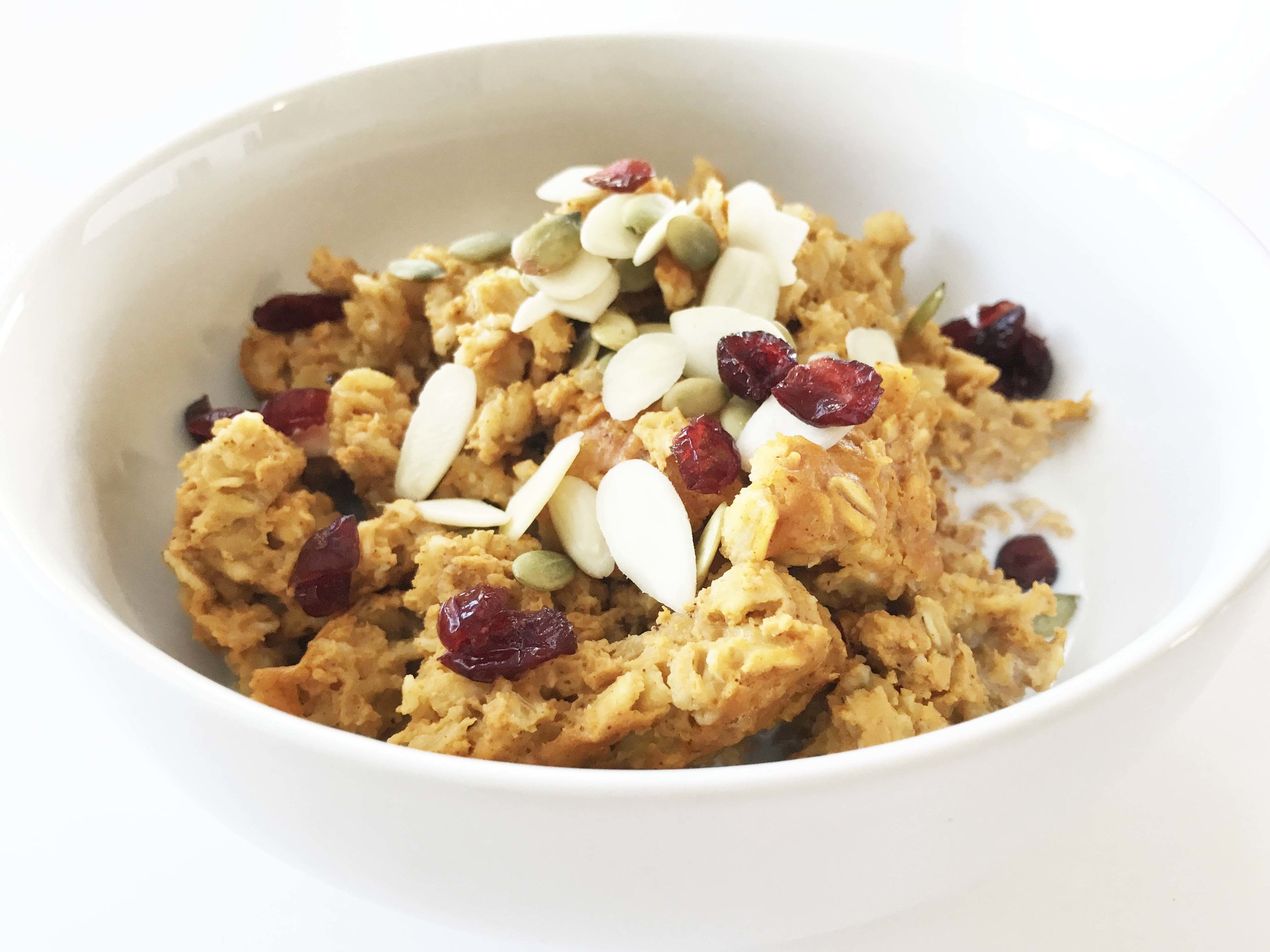 Skinny Baked Pumpkin Pie Oatmeal — The Skinny Fork