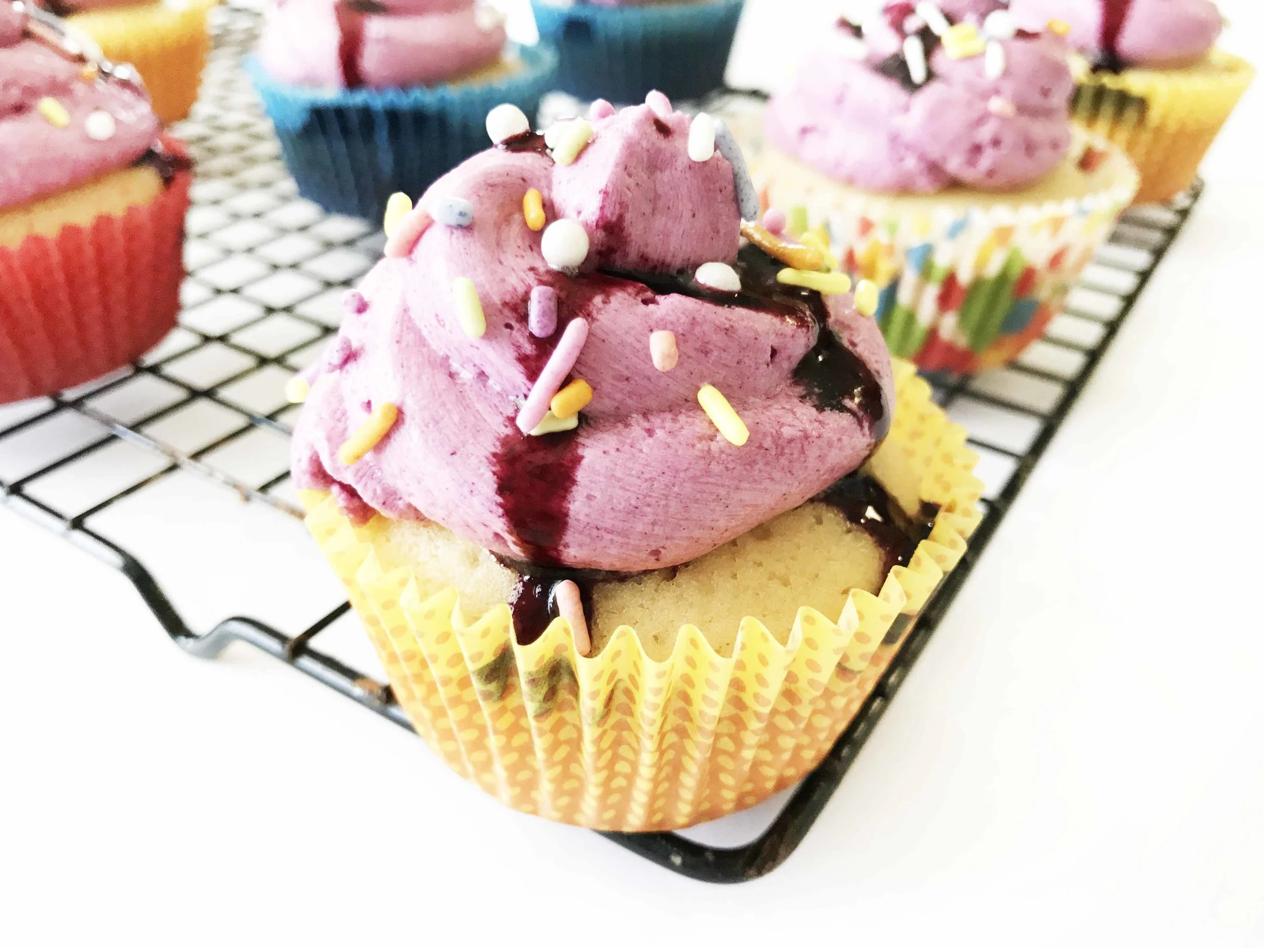 blueberry-beer-cupcakes5.jpg