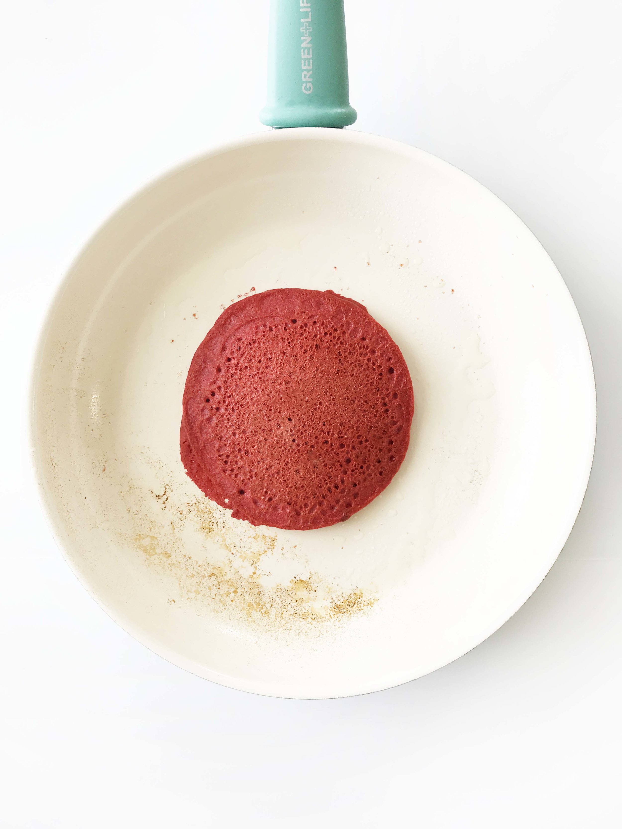 skinny-red-velvet-pancakes5.jpg