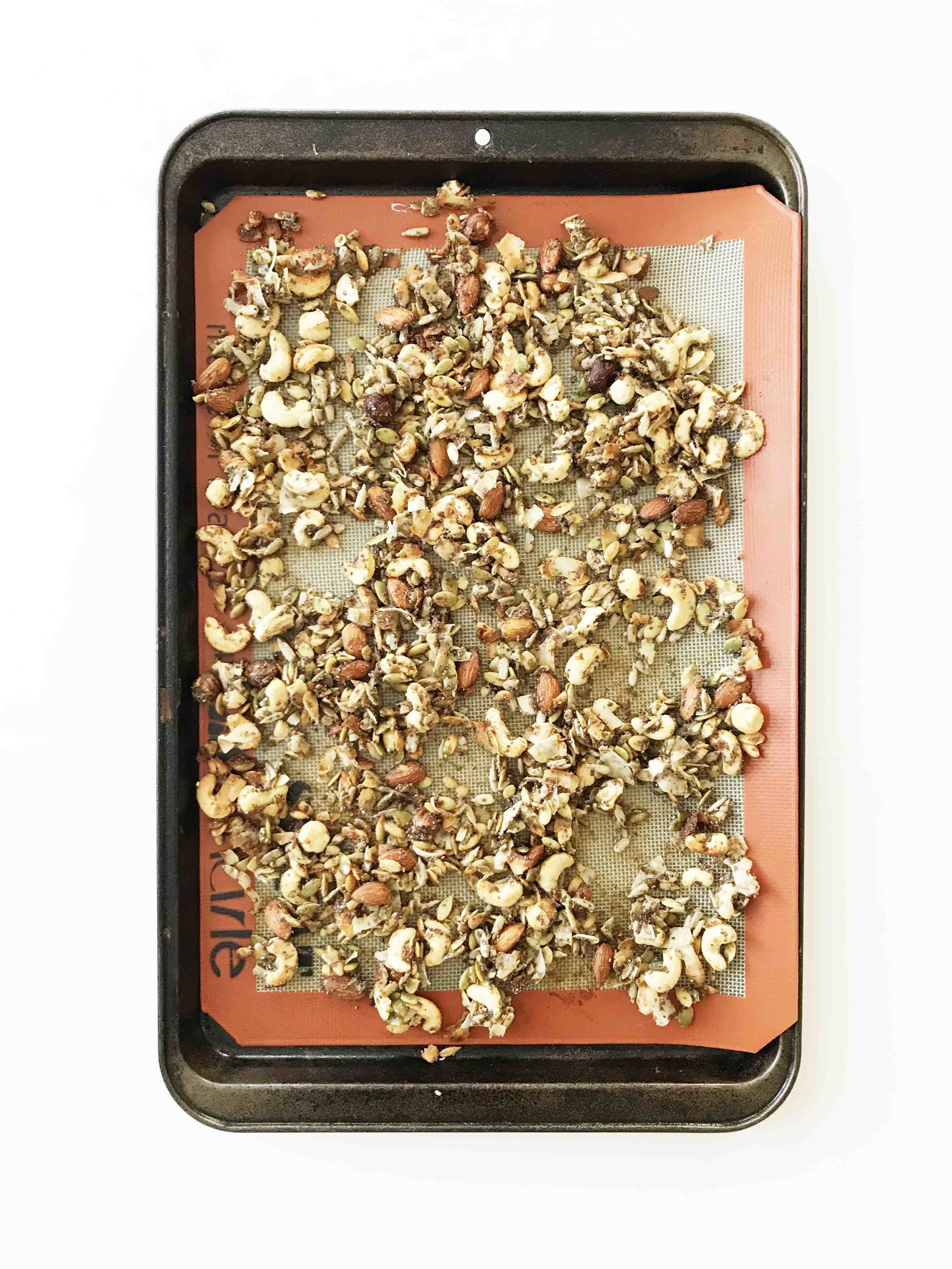 strawberry-granola4.jpg