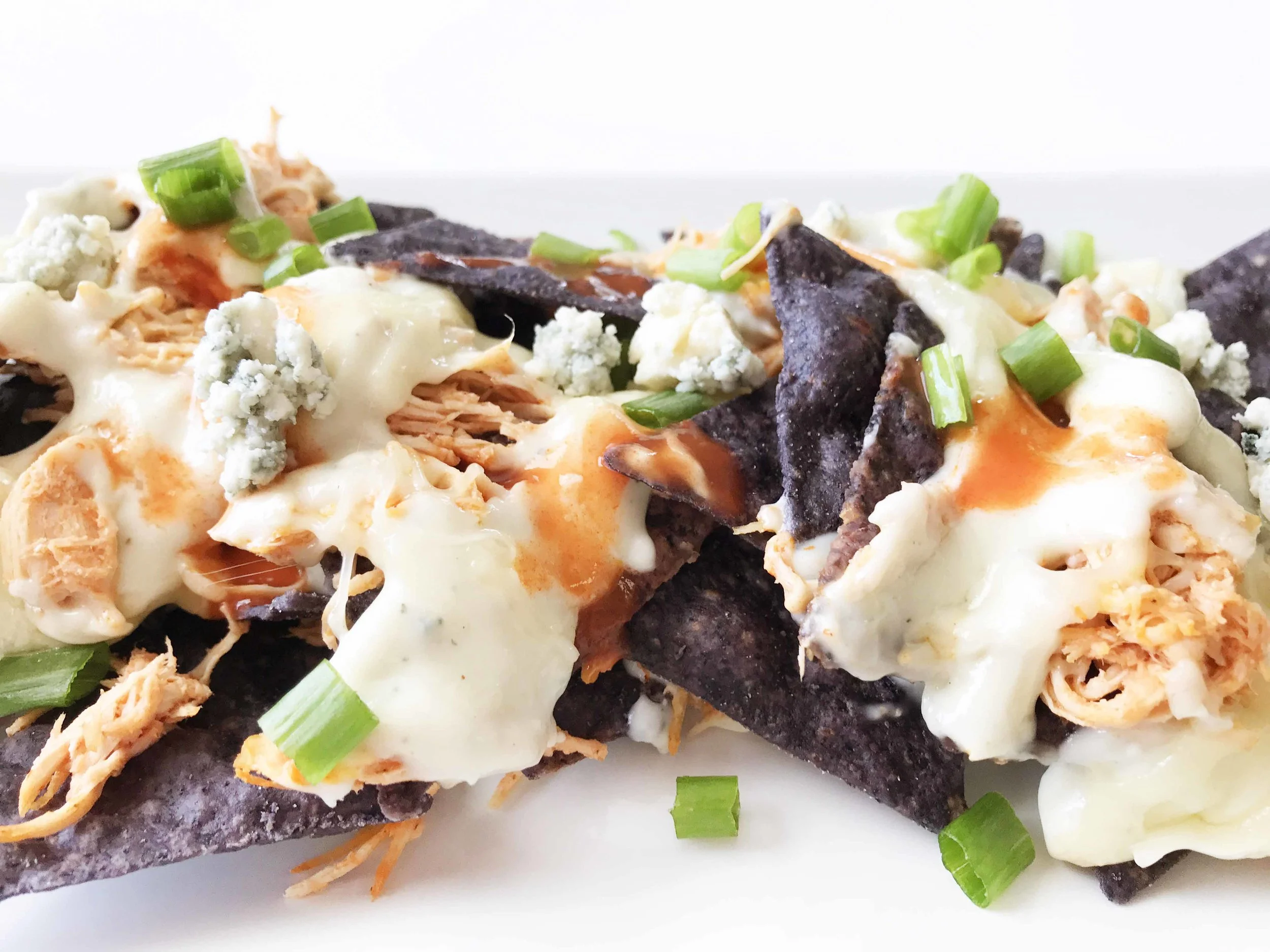 buffalo-chicken-nachos11.jpg