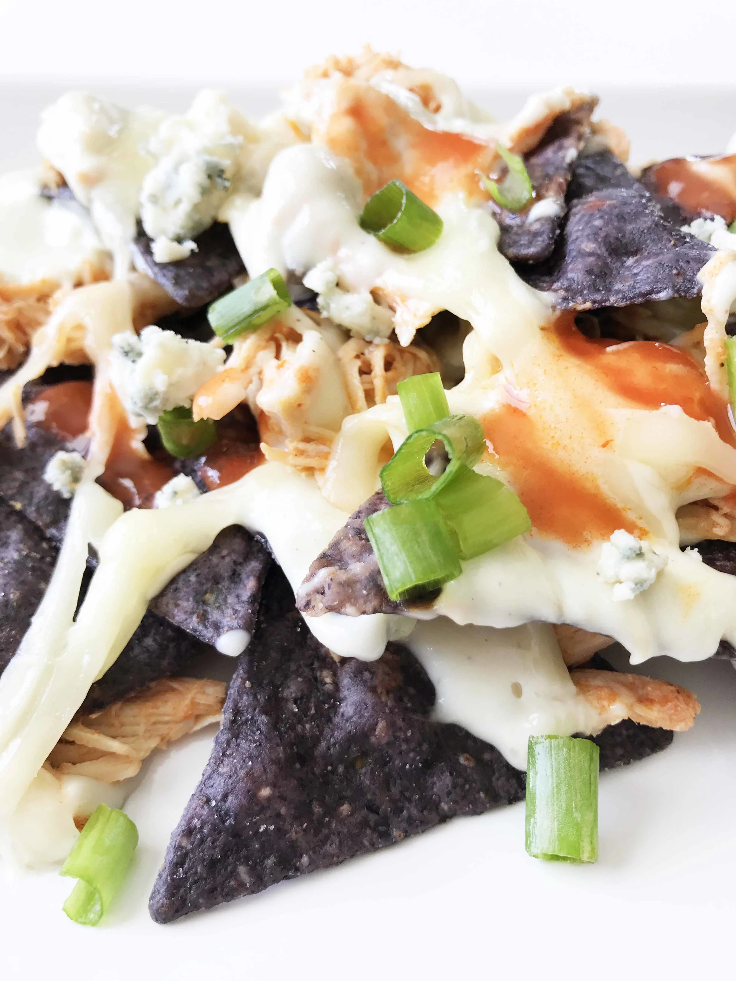 buffalo-chicken-nachos12.jpg