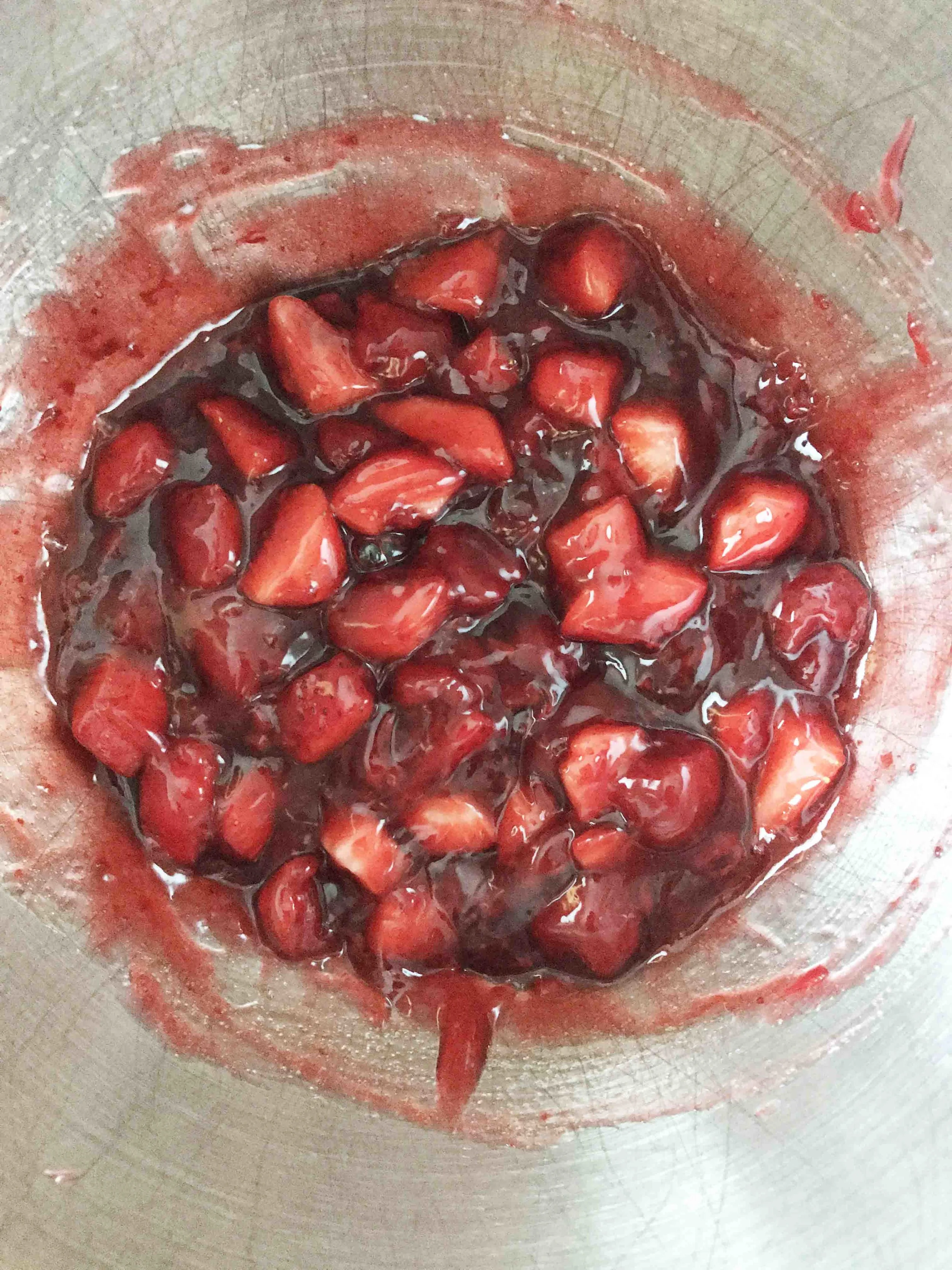 strawberry-monkey-bread2.jpg