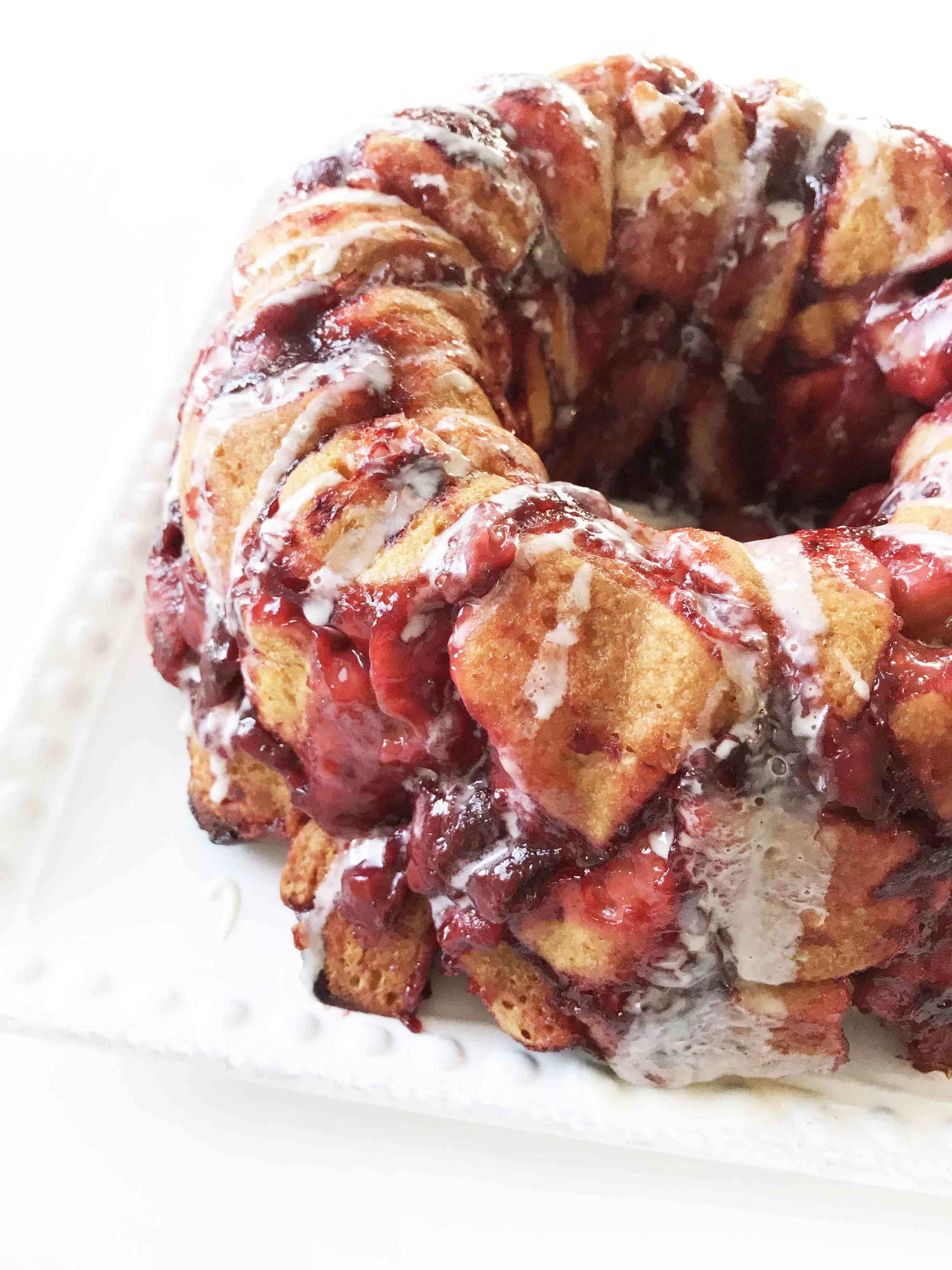 strawberry-monkey-bread14.jpg