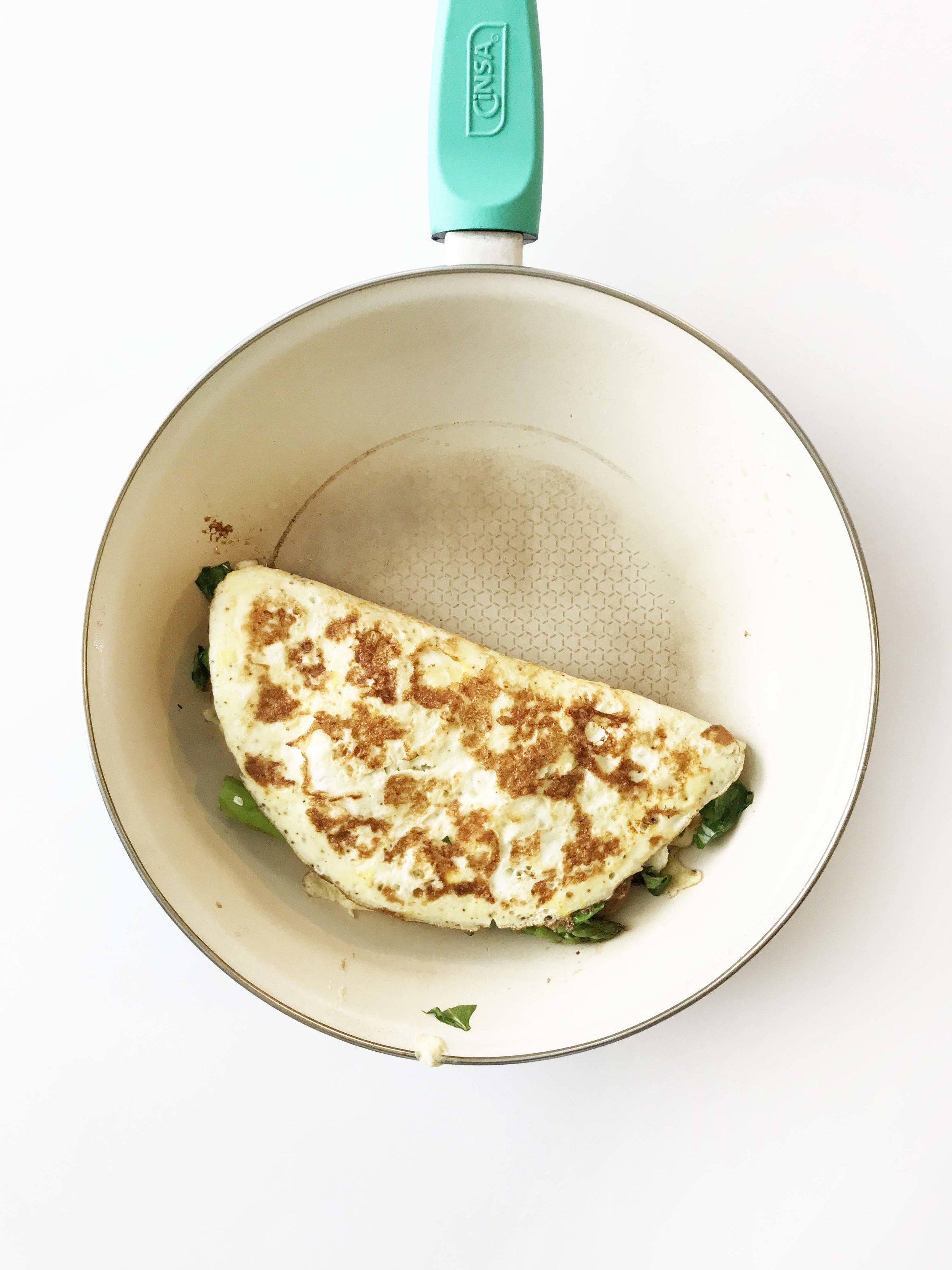 mushroom-asparagus-omelette5.jpg