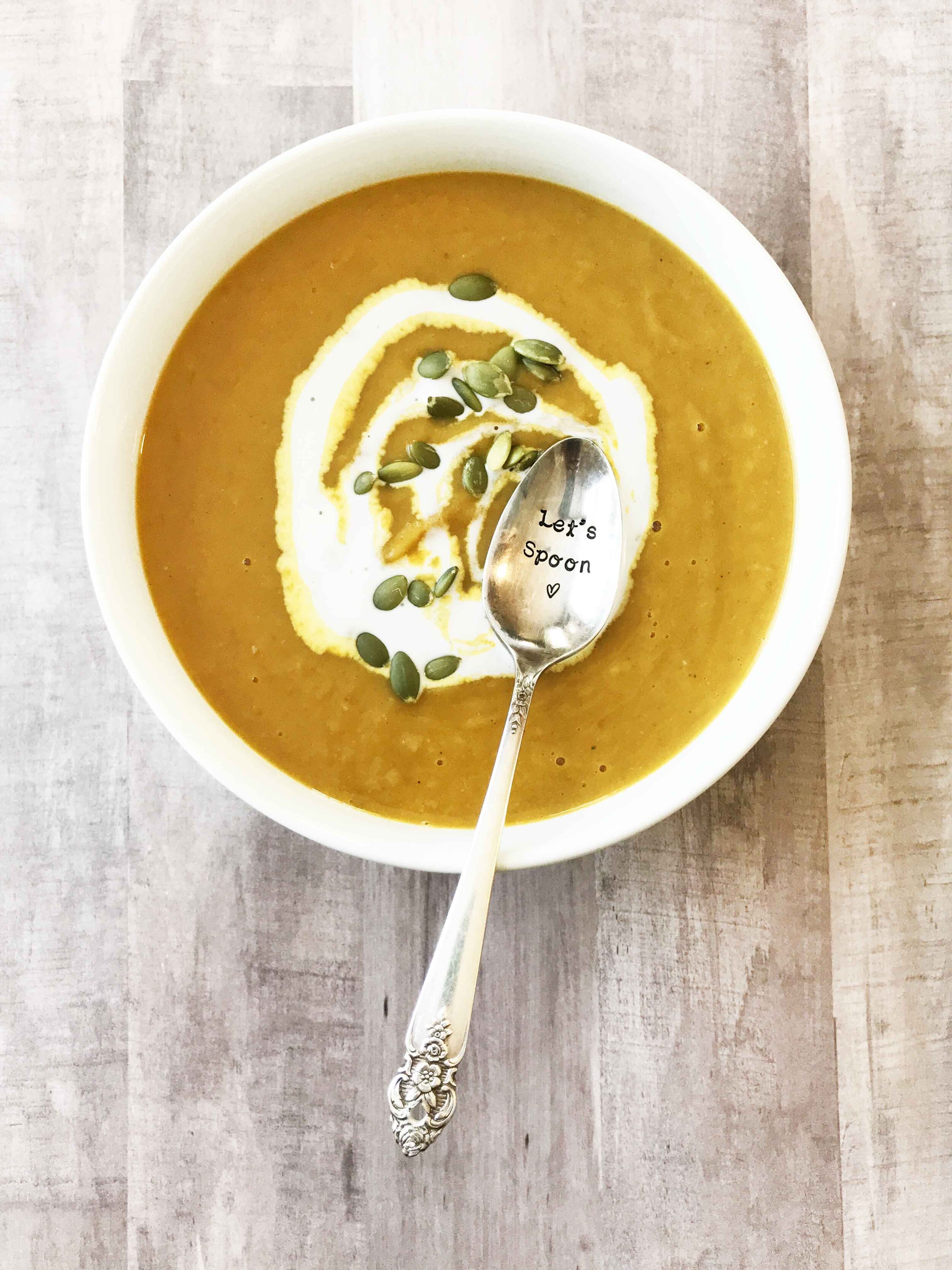 Vegan Pumpkin Curry Soup 