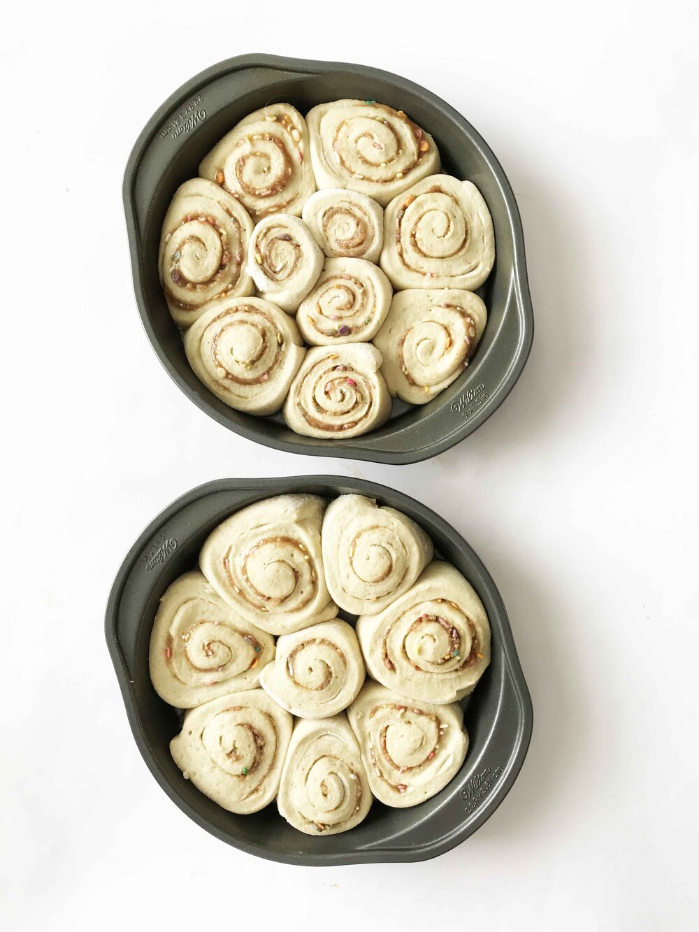 birthday-cinnamon-rolls11.jpg